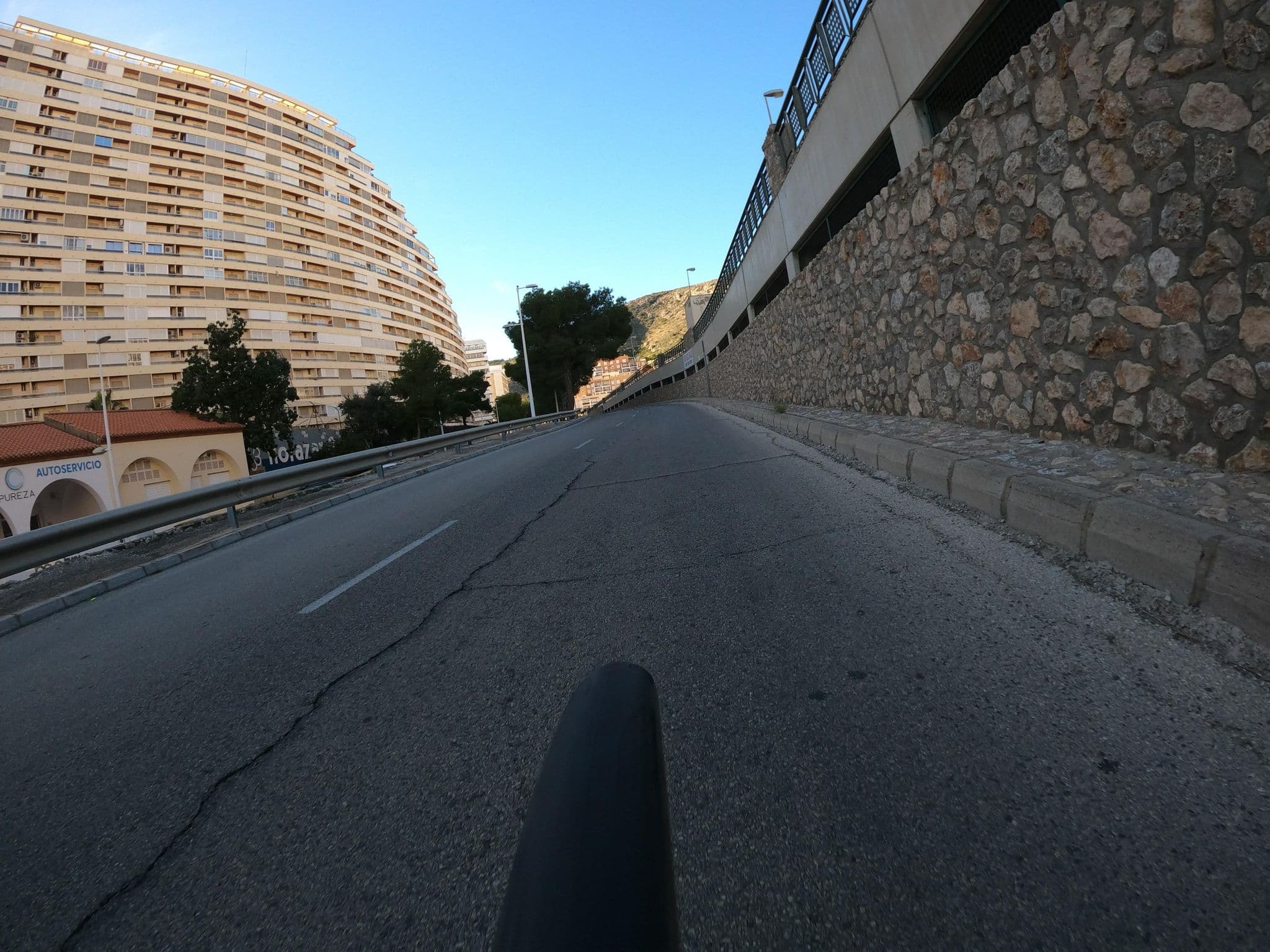 Street view near Florazar II apartments Ajhory, Cullera — © plexi32 (CC BY-SA · Mapillary)