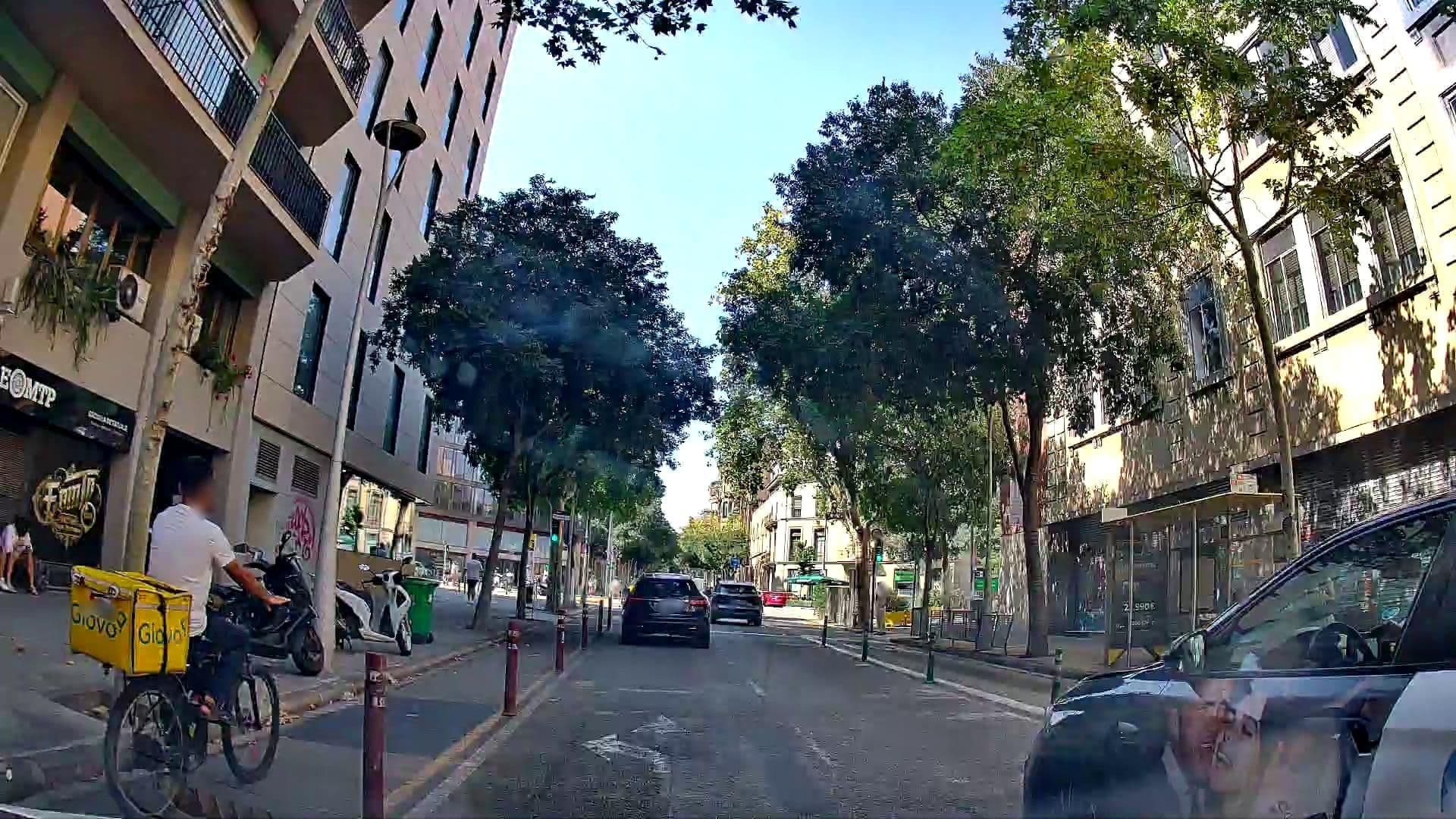 Street view near Eurostars Barcelona Central, Dreta de l'Eixample — © m_esp_32 (CC BY-SA · Mapillary)