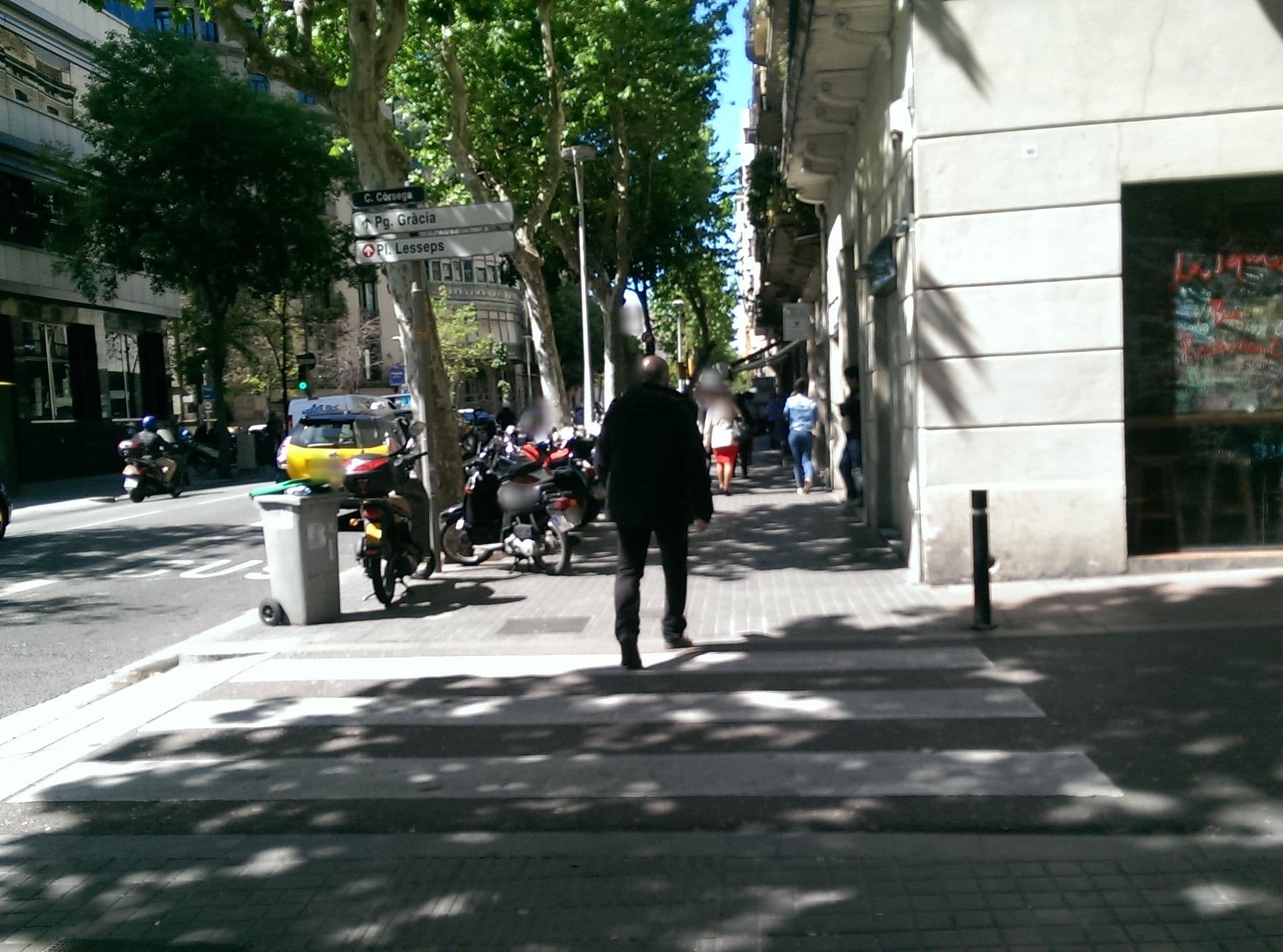 Street view near Seventy Barcelona, Dreta de l'Eixample — © arodera (CC BY-SA · Mapillary)