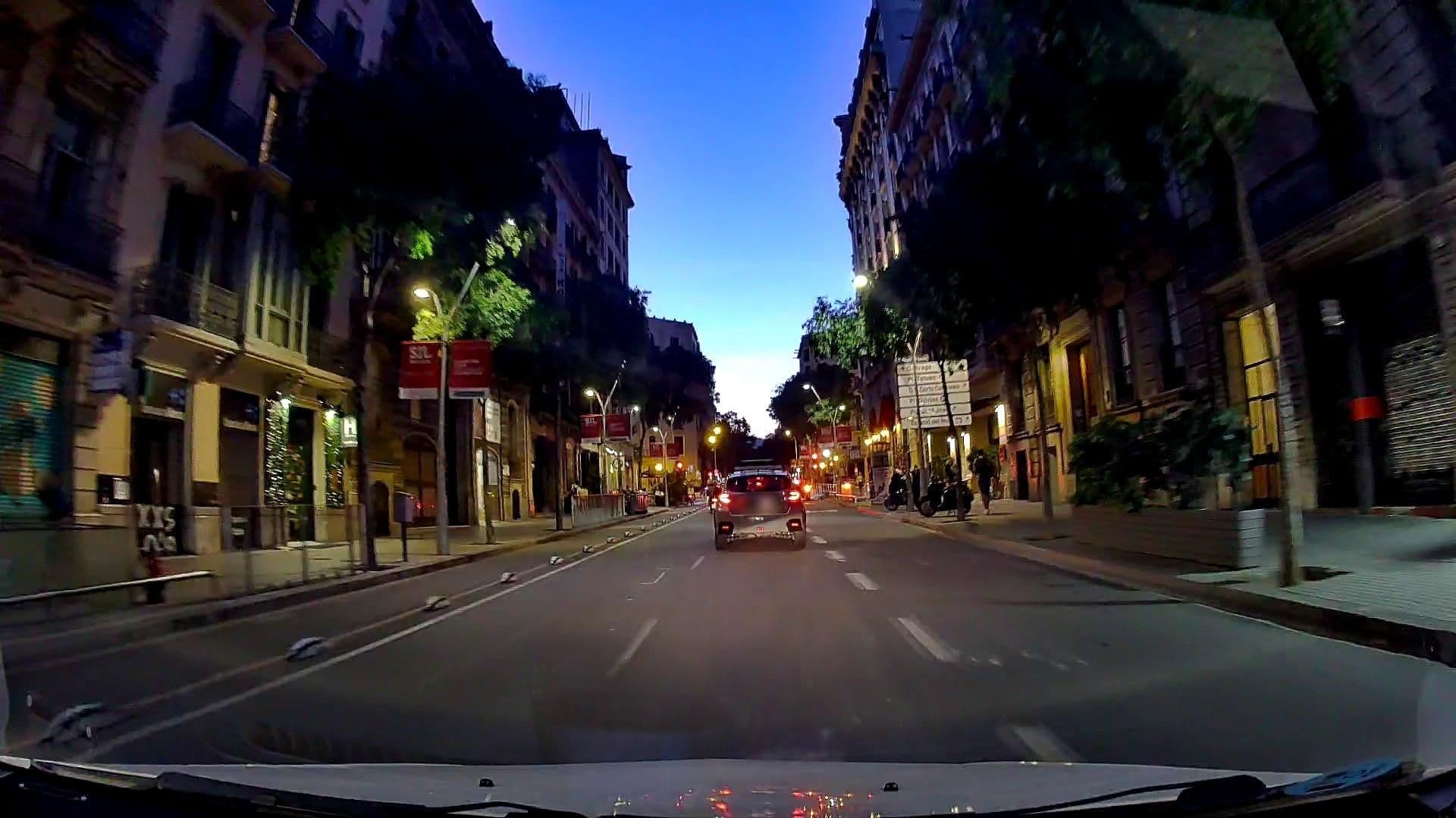 Street view near Hotel Àmbit Barcelona, Dreta de l'Eixample — © m_esp_32 (CC BY-SA · Mapillary)