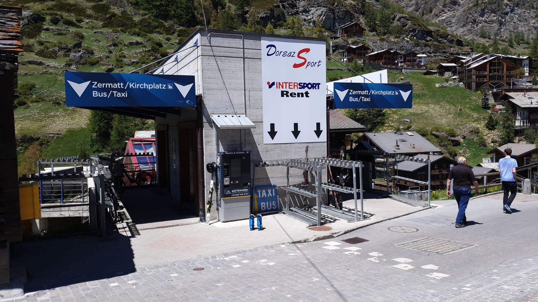Street view near Tuftra, Zermatt