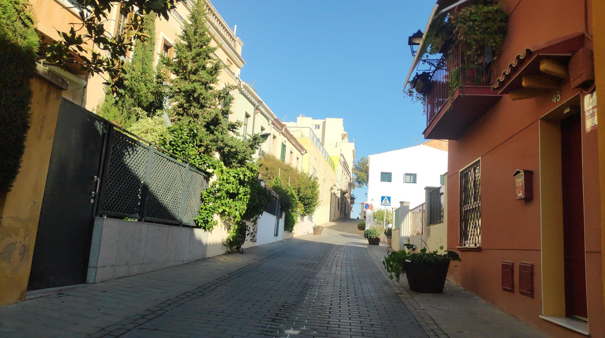 Street view near ecoGrusApartments, El Masnou — © nirari (CC BY-SA · Mapillary)