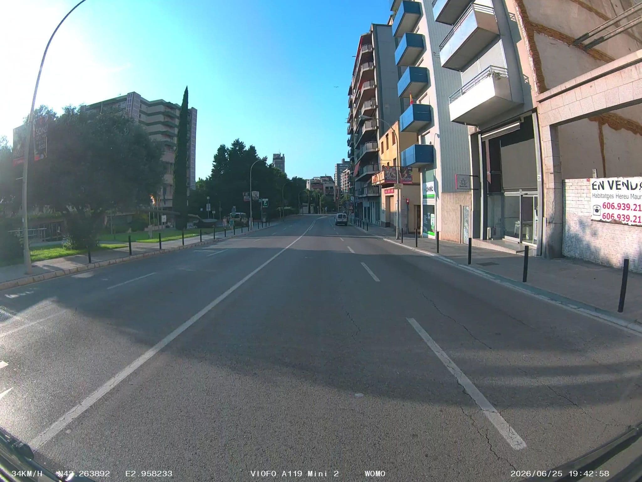 Street view near Sercotel President, Figueres — © soulcover (CC BY-SA · Mapillary)