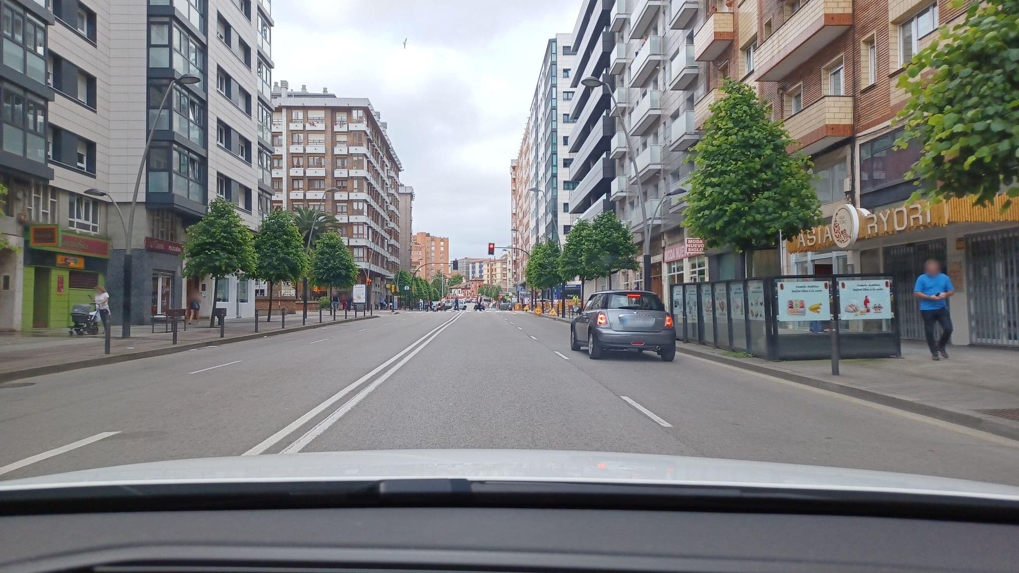 Street view near Hospedaje Boutique Weber's, Gijón — © normanm (CC BY-SA · Mapillary)