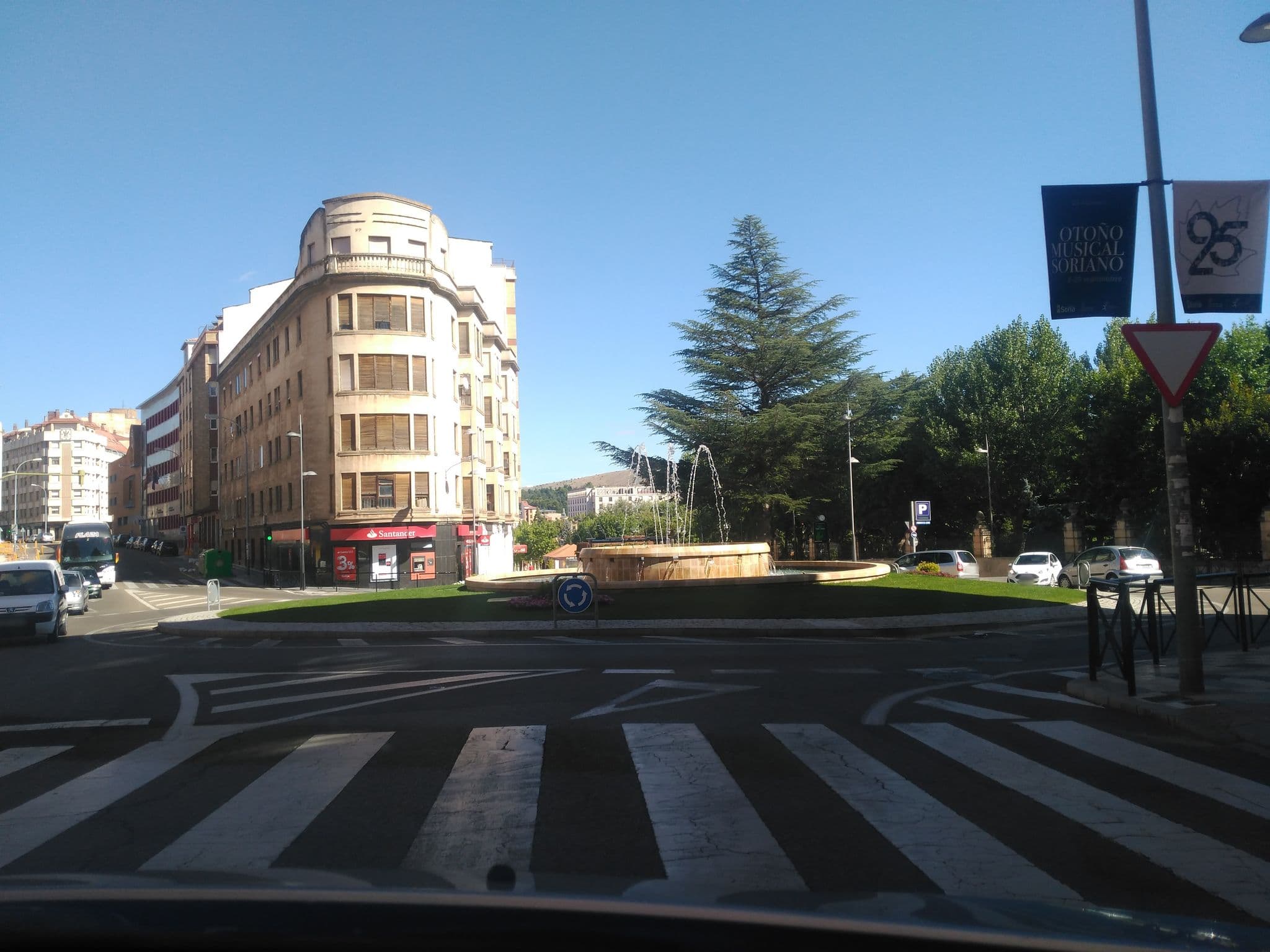 Street view near Hostal Viena, Soria — © sanchi (CC BY-SA · Mapillary)