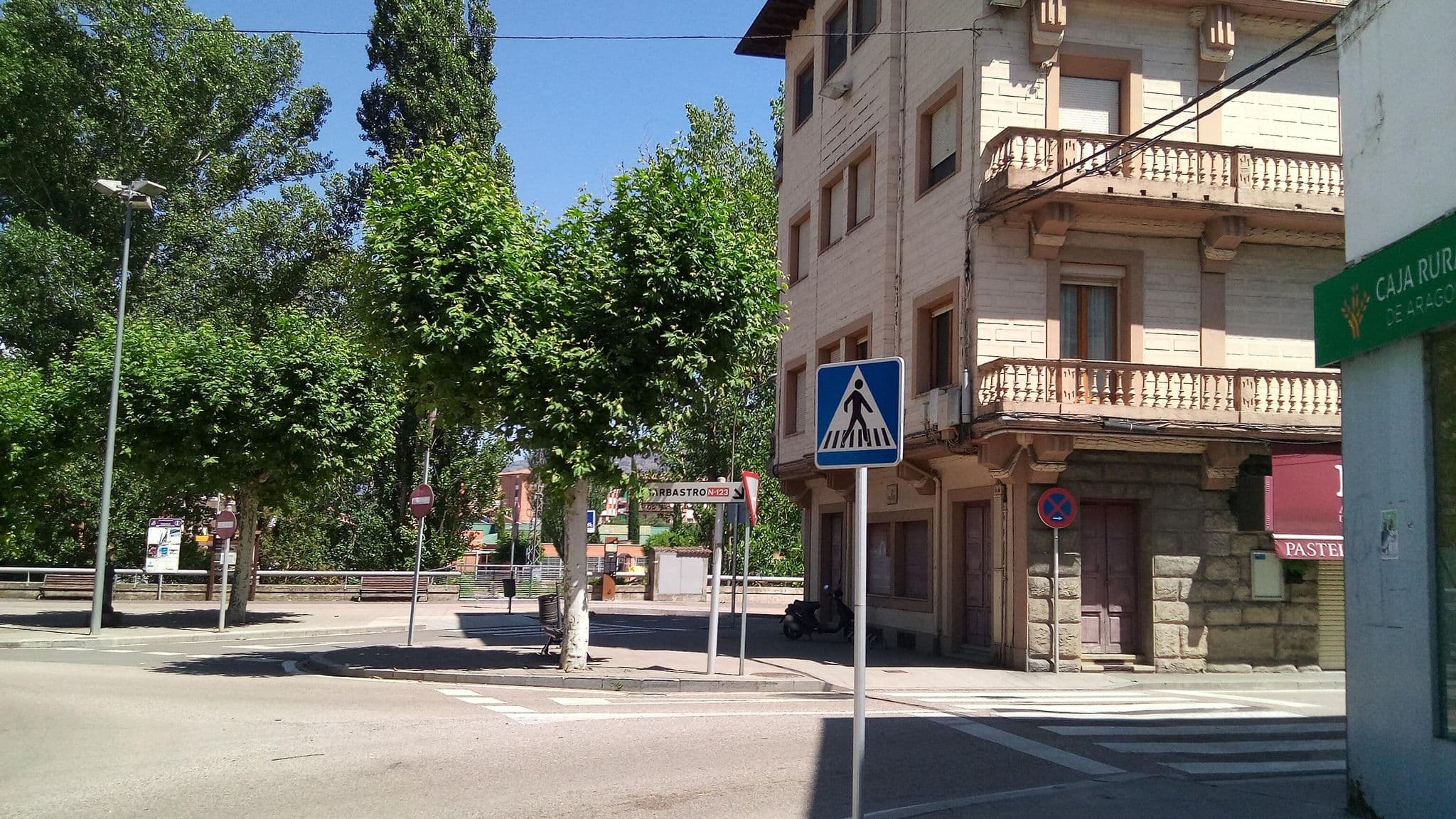 Street view near Hostal López, Graus — © dulliman (CC BY-SA · Mapillary)