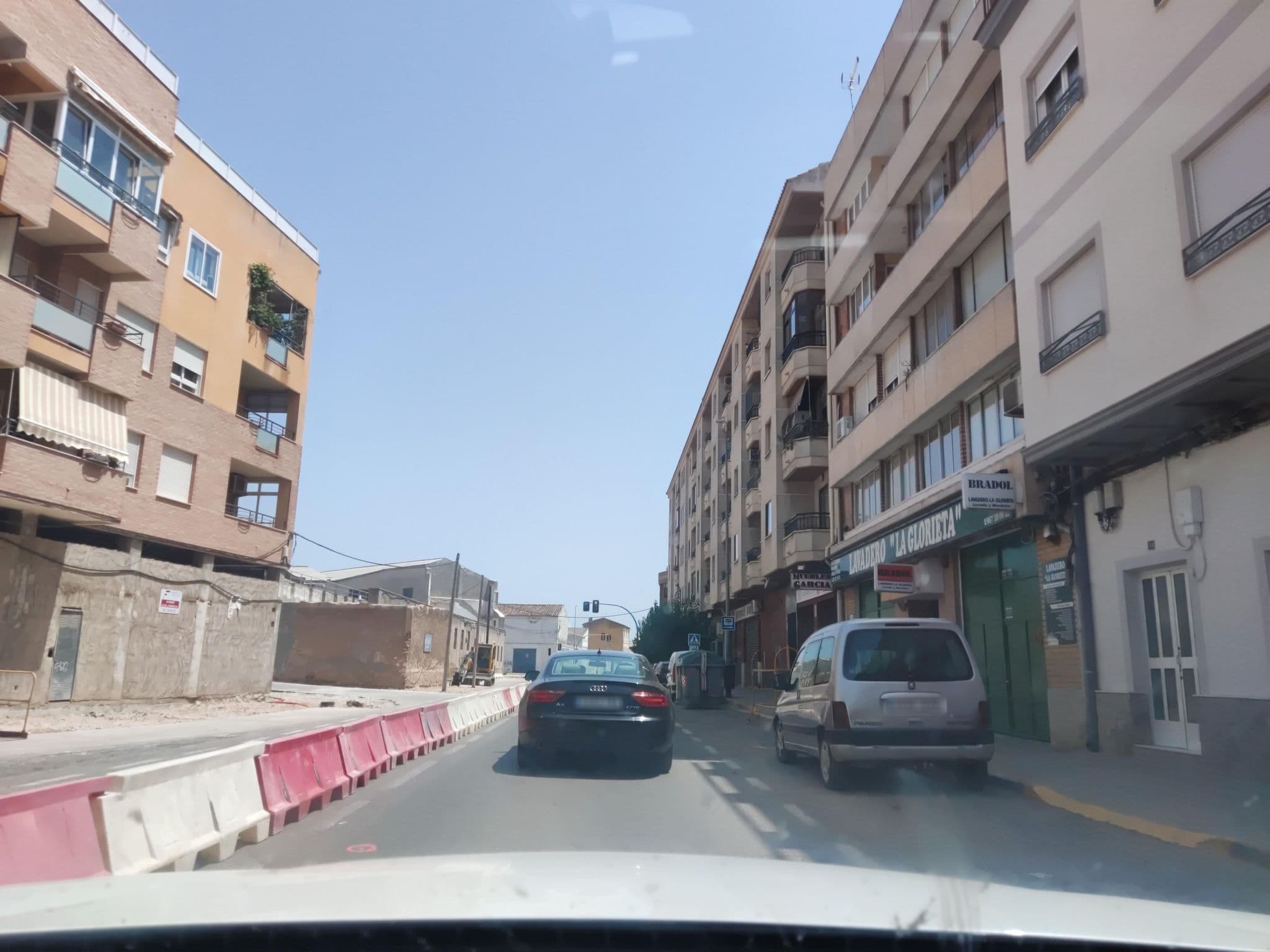 Street view near Hostal, Hellín — © polkillas (CC BY-SA · Mapillary)