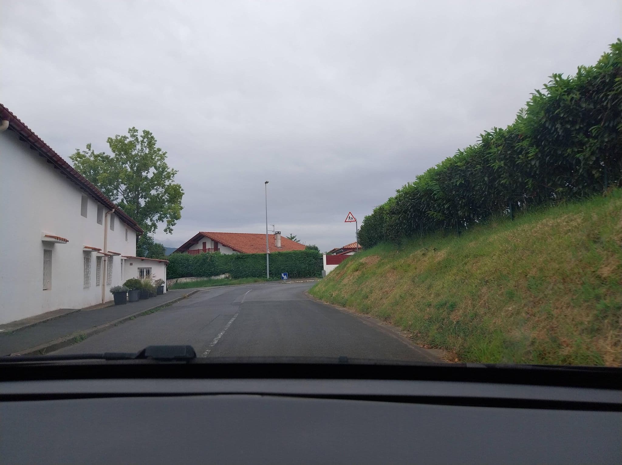 Street view near Bella Vista -CBE HORIZON Center, Hondarribia — © floetcheto (CC BY-SA · Mapillary)