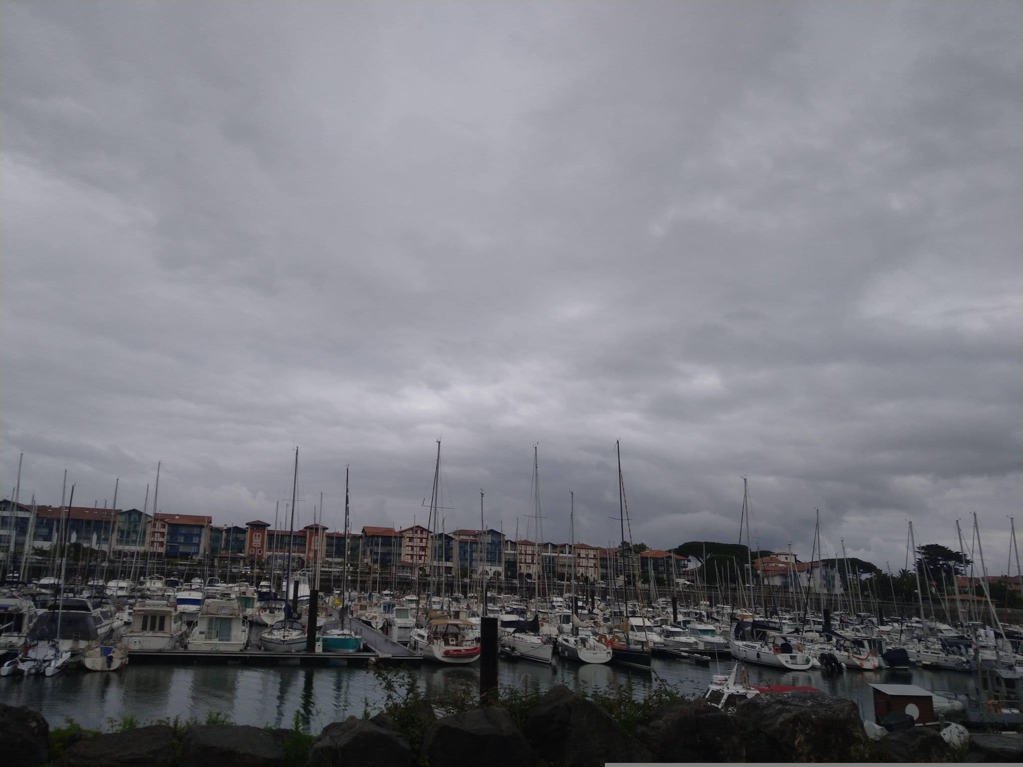 Street view near Bateau d'hôtes Fisaloey, Hondarribia — © floetcheto (CC BY-SA · Mapillary)