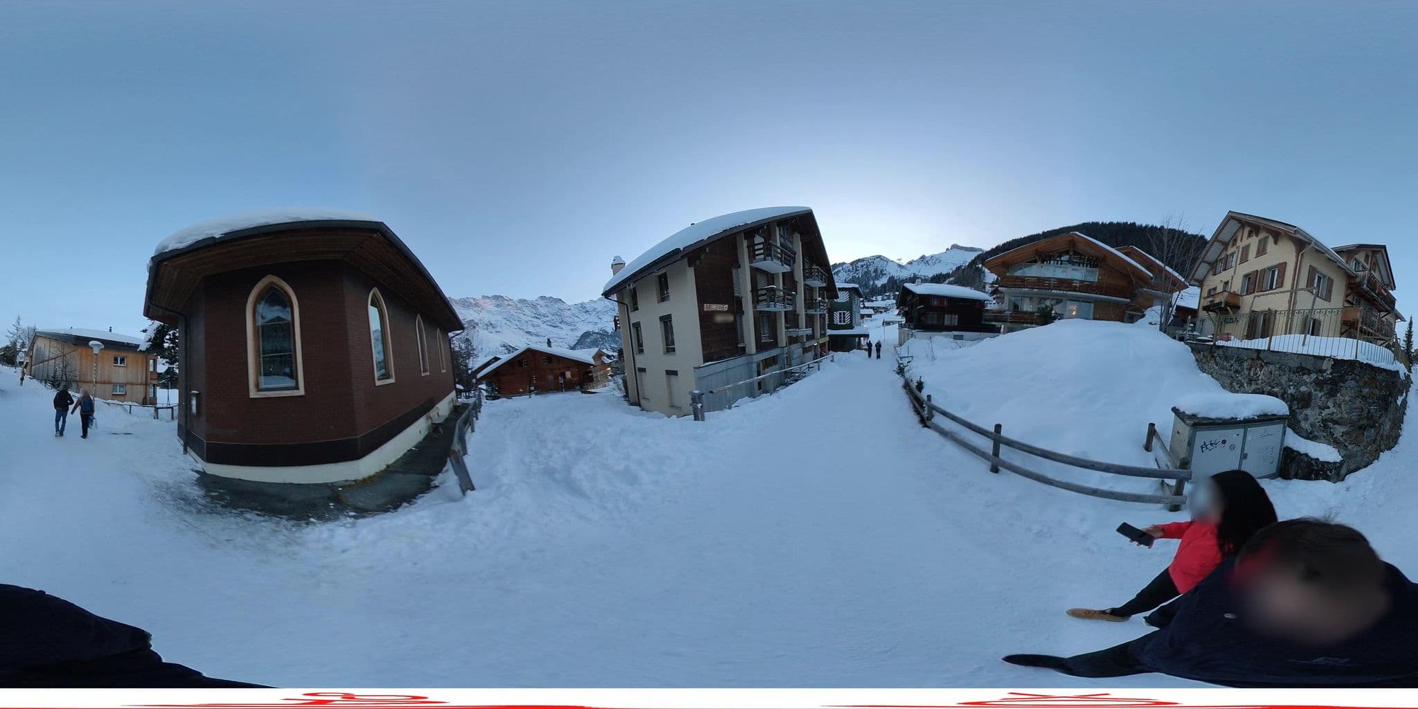 Street view near Bellevue Crystal, Lauterbrunnen — © fcignat (CC BY-SA · Mapillary)