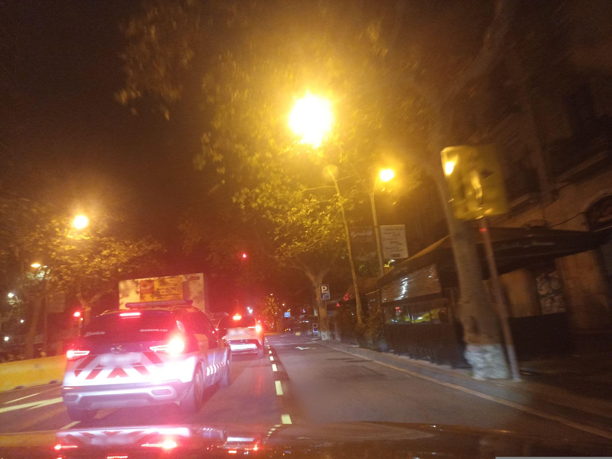 Street view near Acacia Suite Hotel - WEB OFICIAL ®, l'Antiga Esquerra de l'Eixample — © toniserra (CC BY-SA · Mapillary)