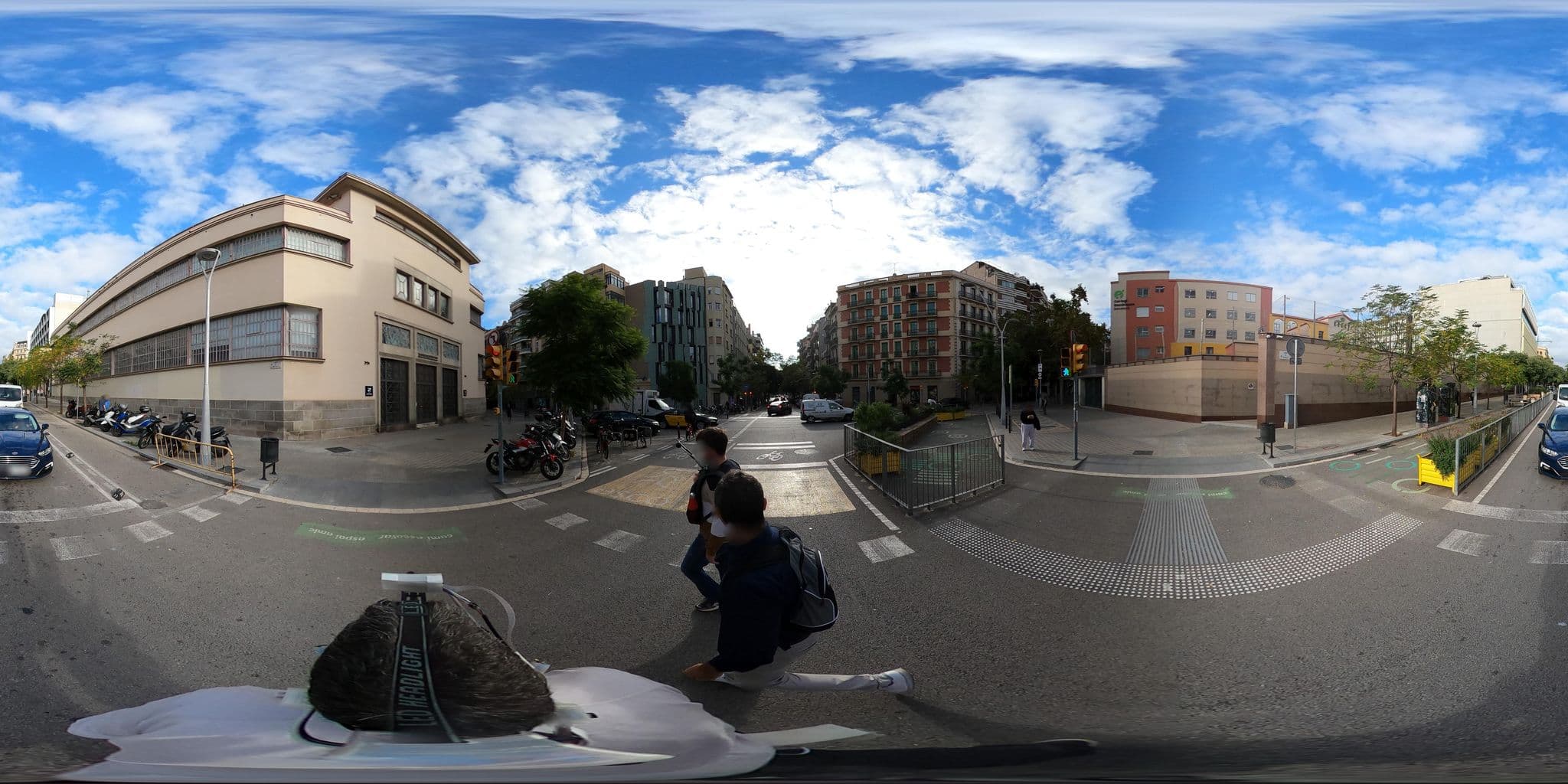 Street view near Aqualis Hotels, Sagrada Família — © frank984 (CC BY-SA · Mapillary)