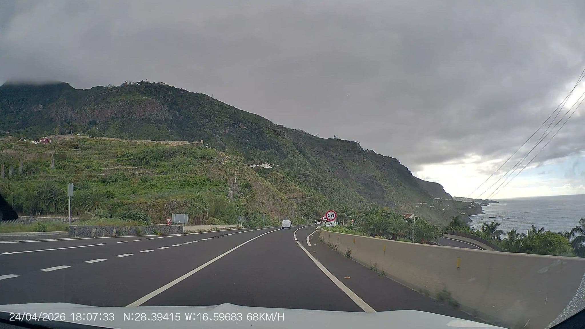 Street view near Hacienda Cuatro Ventanas, Los Realejos — © AR88 (CC BY-SA · Mapillary)