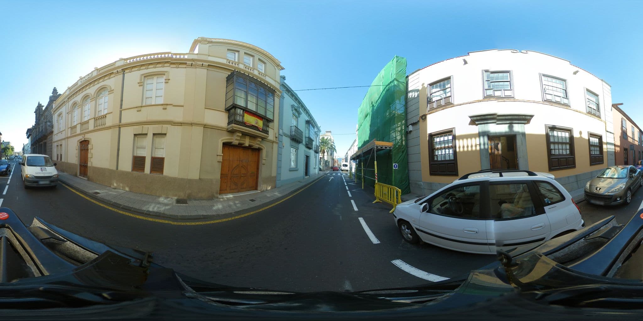 Street view near Nava Suites, La Laguna — © javiersanp (CC BY-SA · Mapillary)