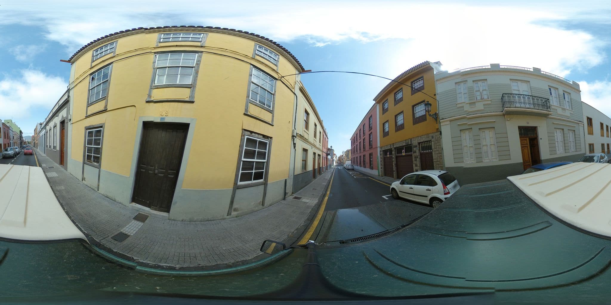 Street view near Laguna Cool Living, La Laguna — © javiersanp (CC BY-SA · Mapillary)