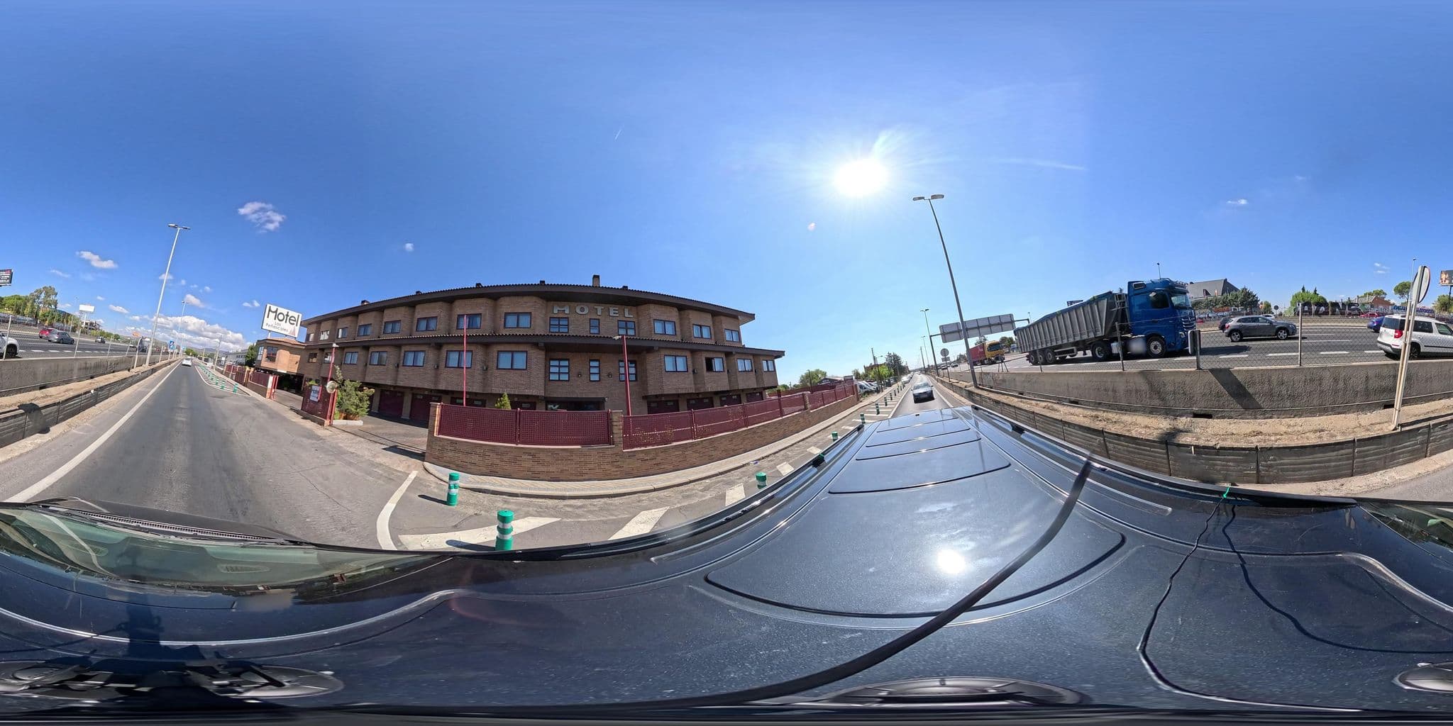 Street view near Hoteles Para Parejas Madrid - Hotel Los Peñascales, Las Matas — © seraq (CC BY-SA · Mapillary)