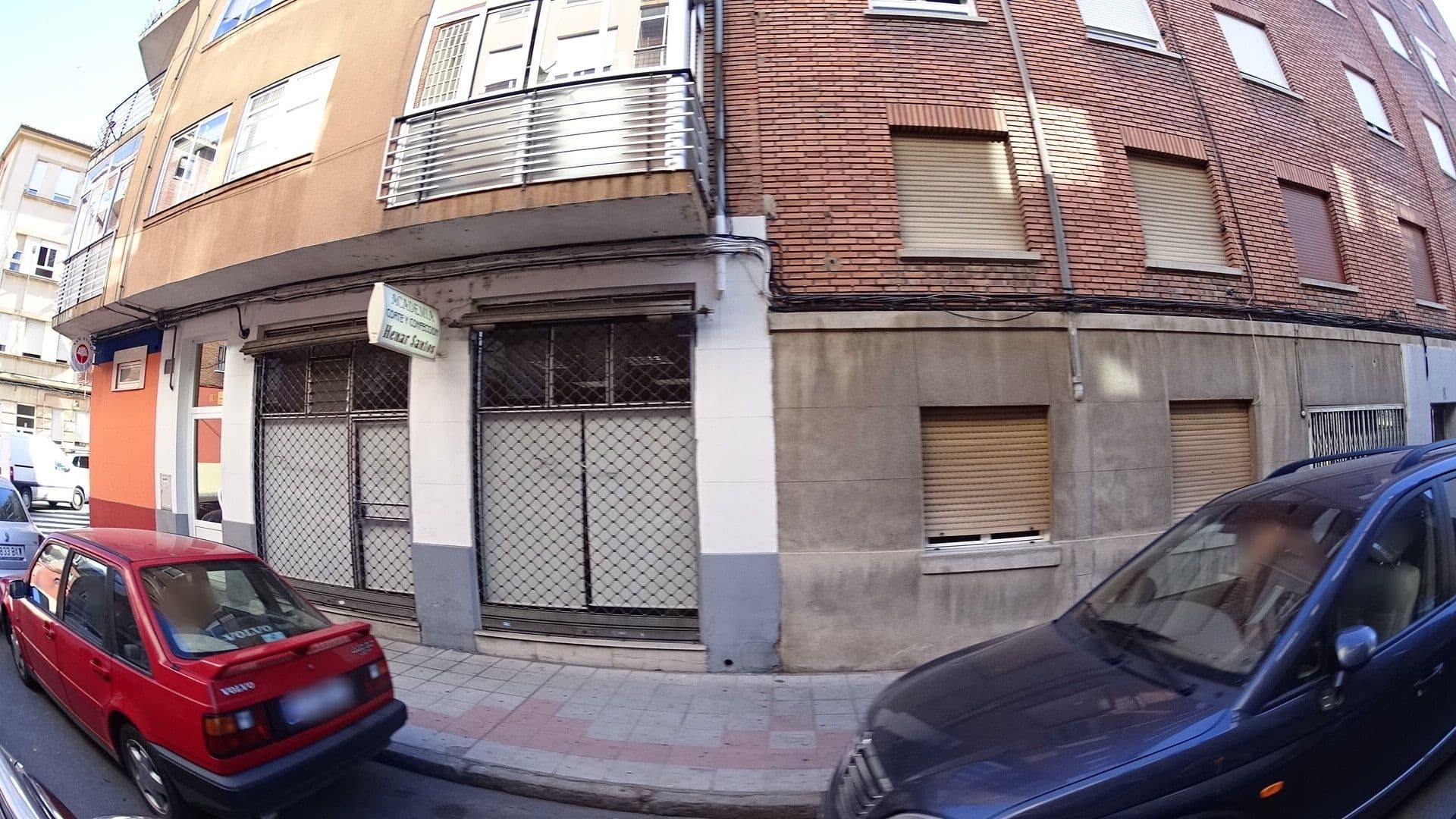Street view near FC LOS CUBOS AUTO CHECK-IN, León — © acerrillo (CC BY-SA · Mapillary)