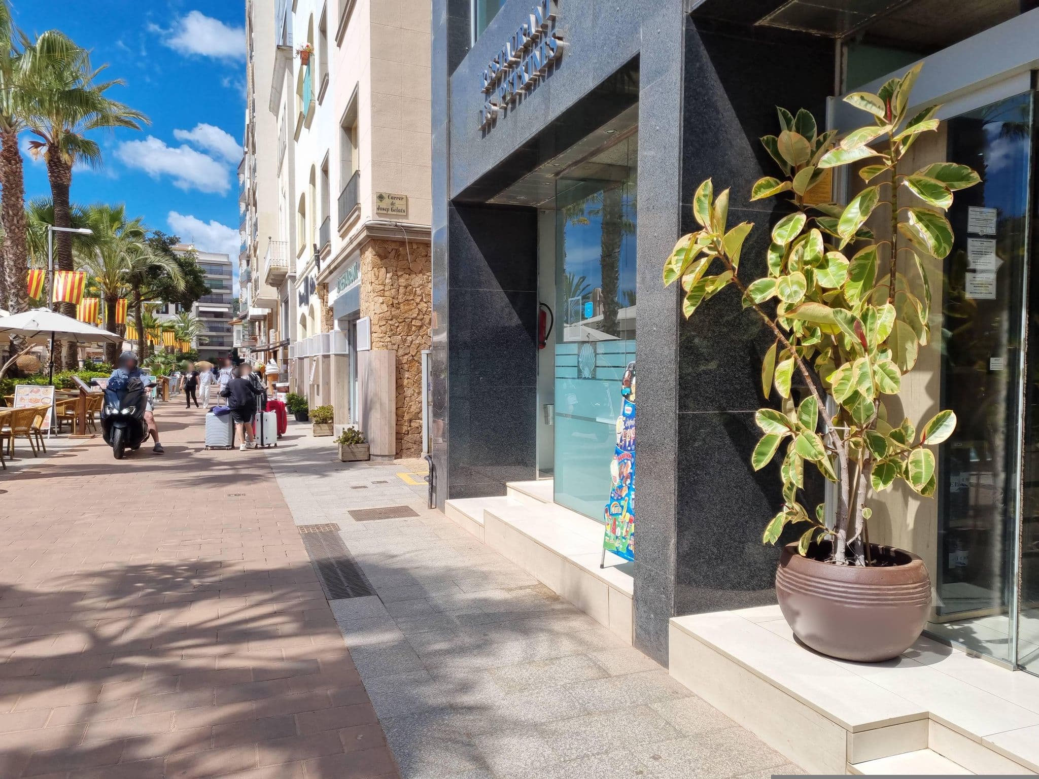 Street view near Platja de Lloret de Mar, Lloret de Mar — © Franciscovalera (CC BY-SA · Mapillary)