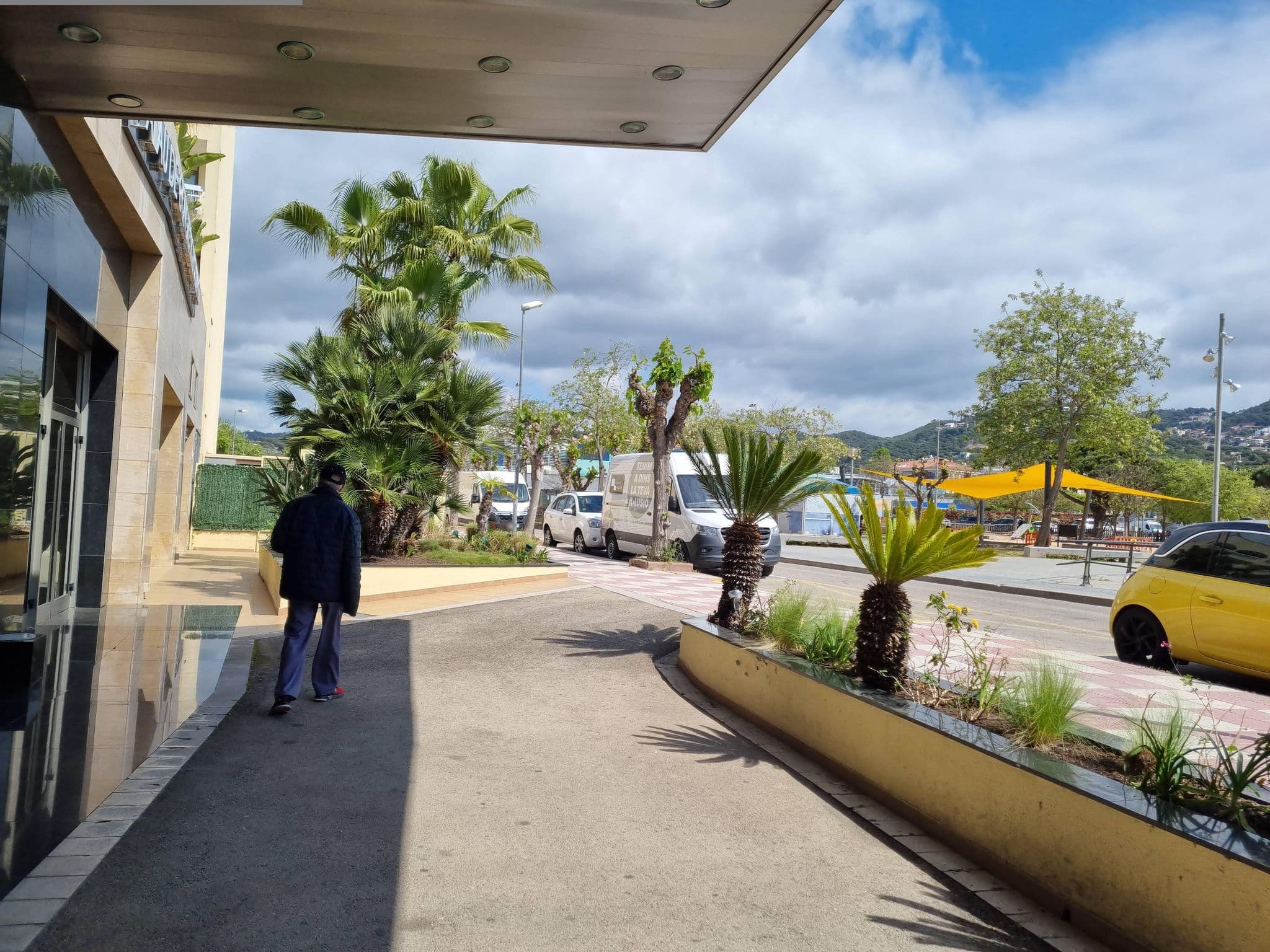 Street view near Evenia Olympic Palace, Lloret de Mar