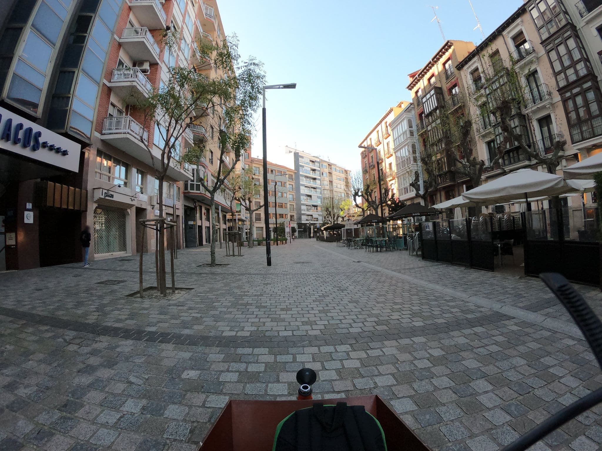 Street view near Hotel Los Bracos, Logroño — © rubencarbonero (CC BY-SA · Mapillary)