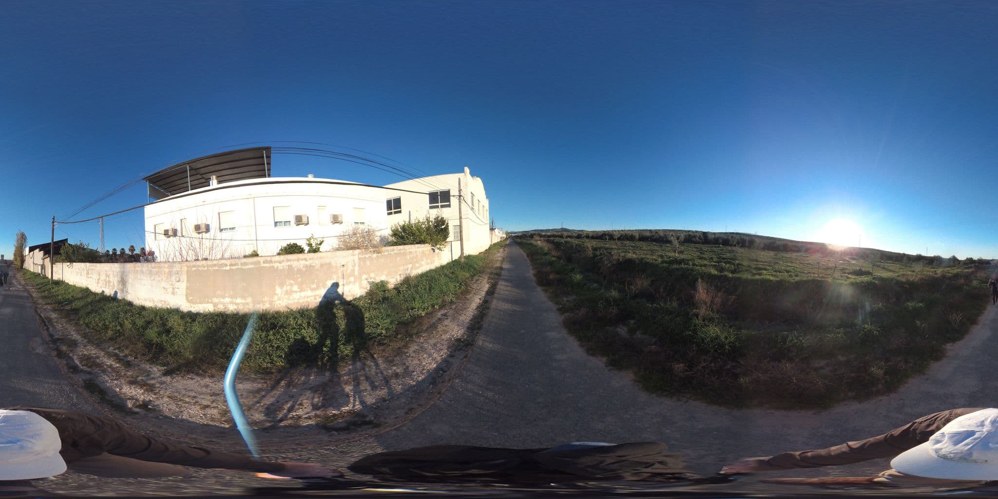 Street view near Hostal Restaurante El Poligono, Lucena — © geovelo (CC BY-SA · Mapillary)