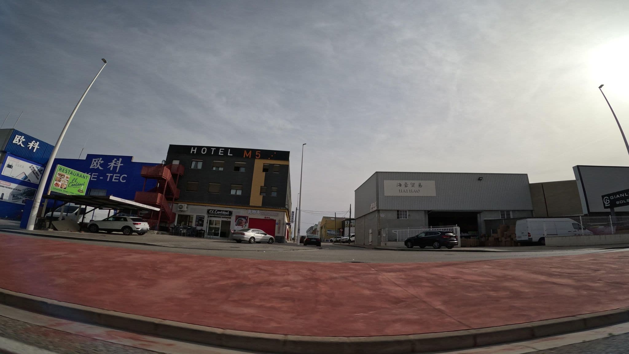 Street view near Hotel M5 Valencia Aeropuerto, Manises — © tjorim (CC BY-SA · Mapillary)