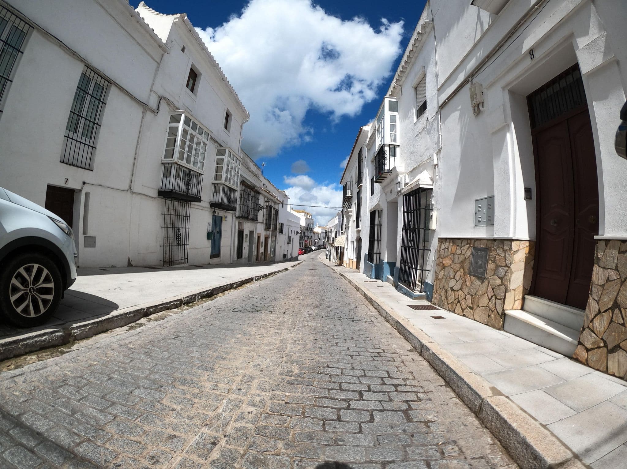 Street view near "Número 9", Vivienda Turística - Guesthouse, Medina Sidonia — © Langfahrer (CC BY-SA · Mapillary)
