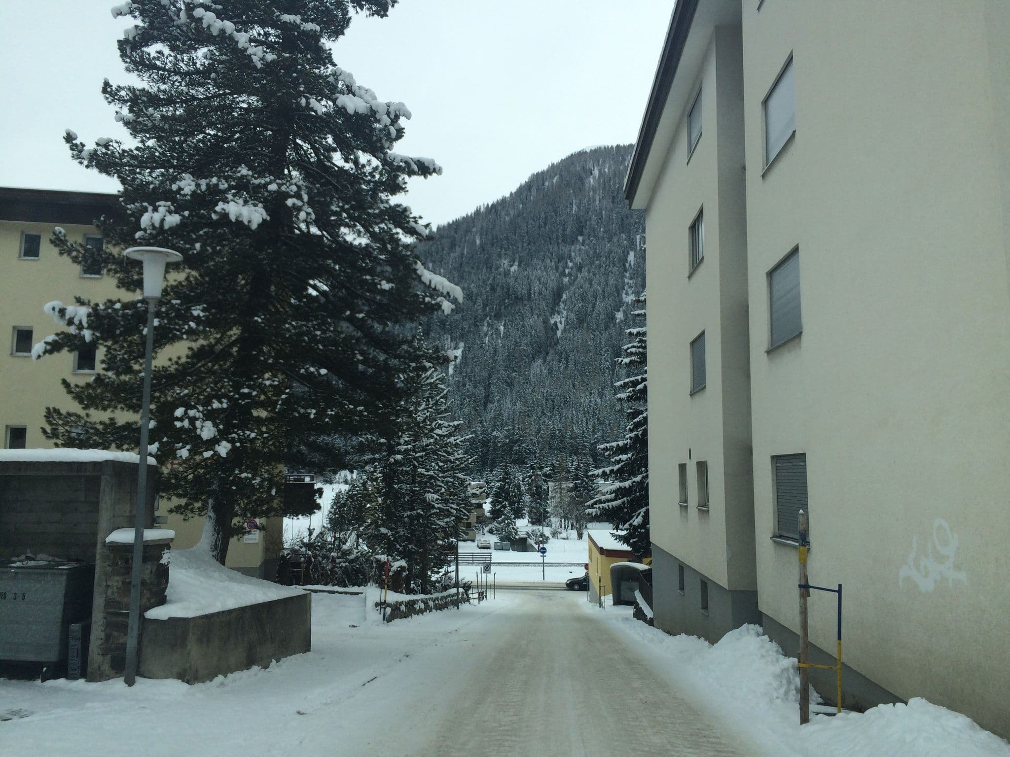 Street view near Elli, Davos — © jesolem (CC BY-SA · Mapillary)