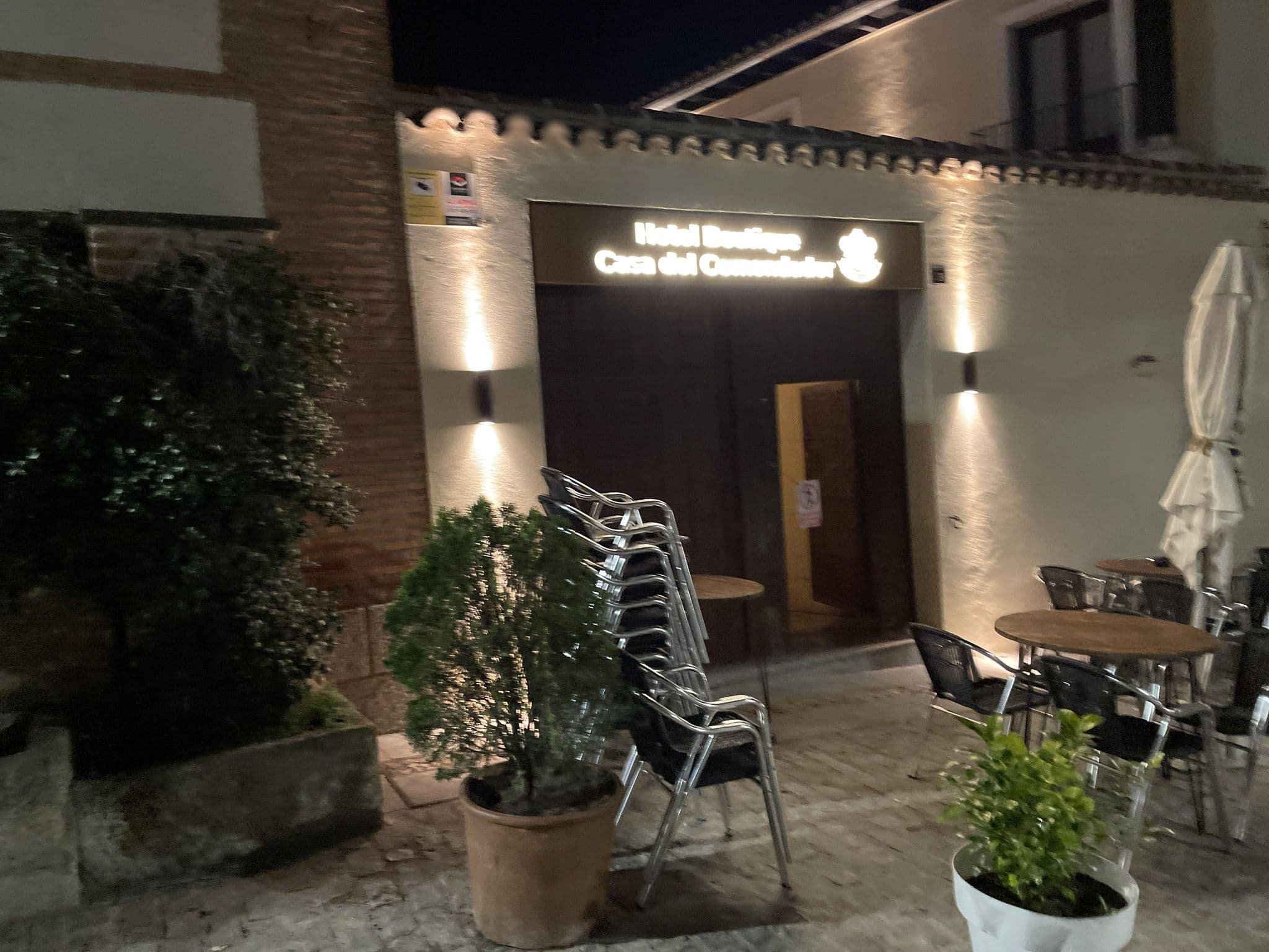 Street view near Hotel Boutique Casa del Comendador, Navalcarnero — © seraq (CC BY-SA · Mapillary)