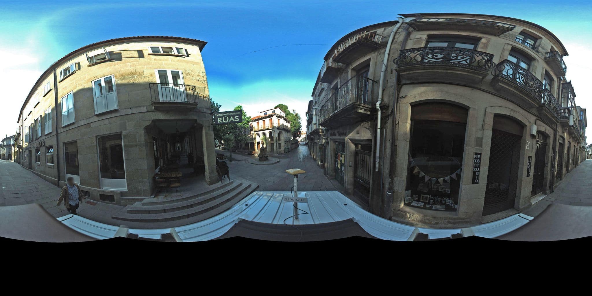 Street view near Hotel Restaurante Rúas, Pontevedra — © sgonzalezd (CC BY-SA · Mapillary)
