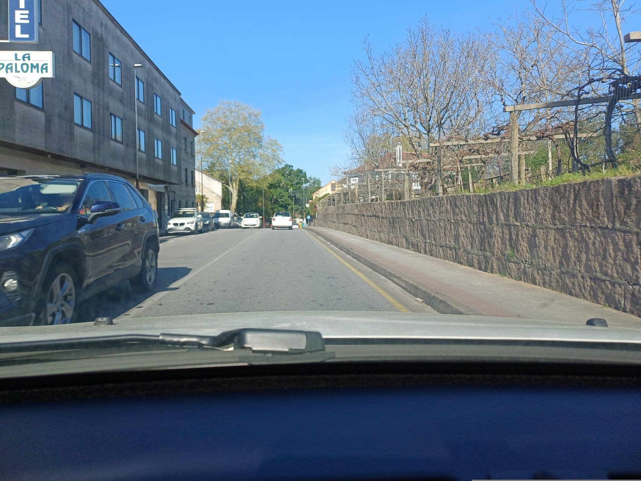 Street view near Hotel La Paloma, Pontevedra — © APO25 (CC BY-SA · Mapillary)