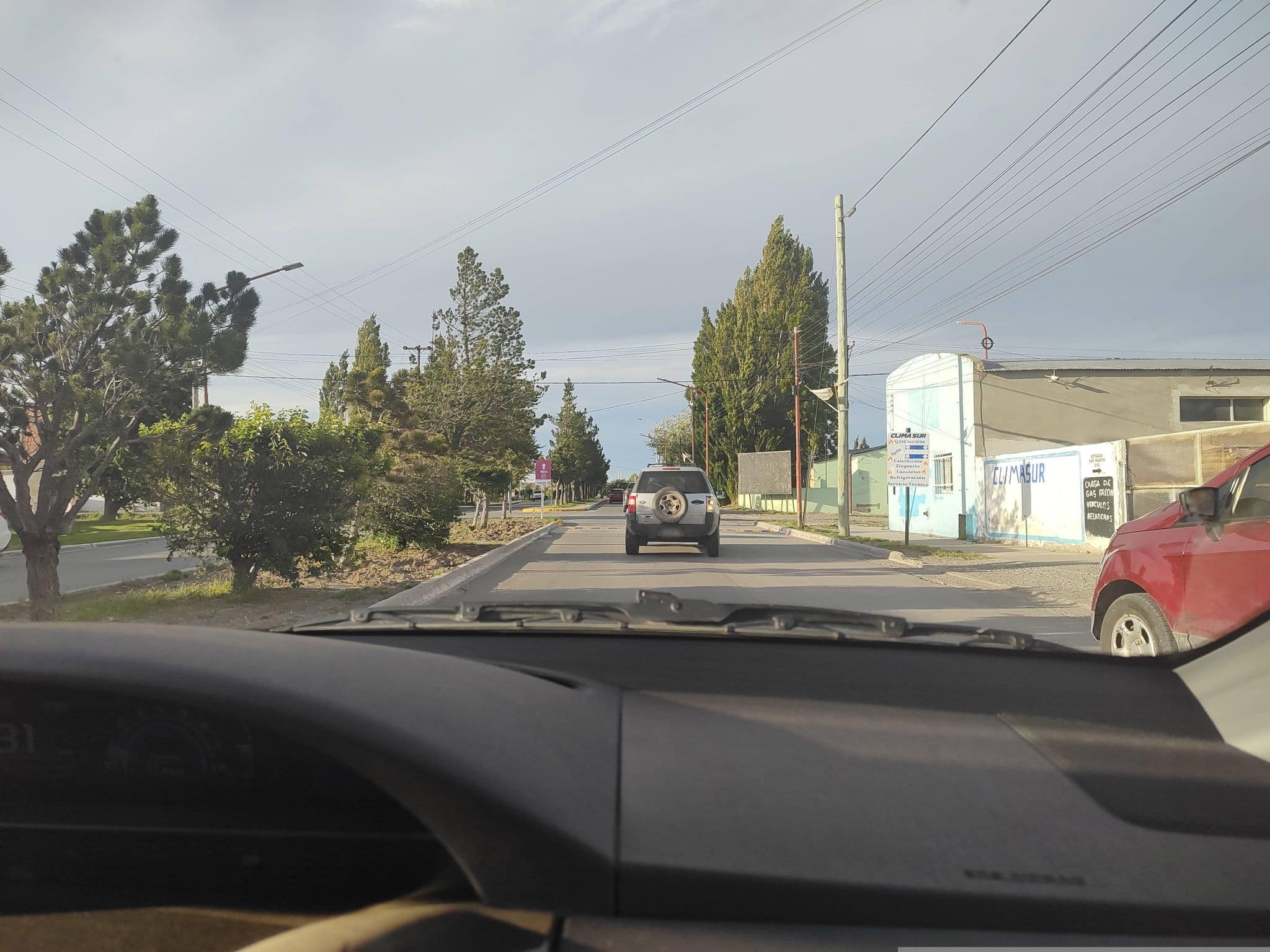Street view near Cabañas Koshem, Perito Moreno — © sobaba (CC BY-SA · Mapillary)