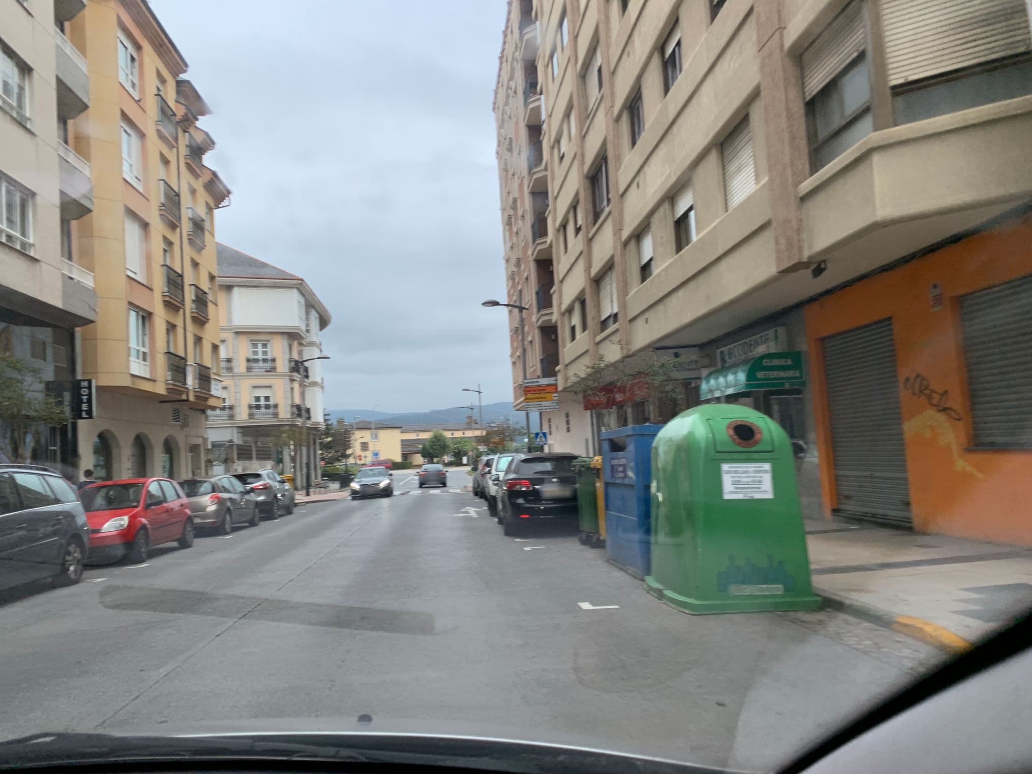 Street view near Hotel Villa de Ribadeo, Ribadeo — © robot8a (CC BY-SA · Mapillary)