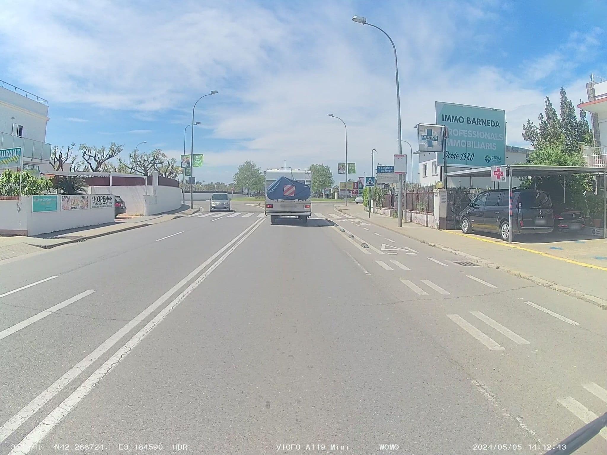 Street view near Rosas, Roses — © soulcover (CC BY-SA · Mapillary)