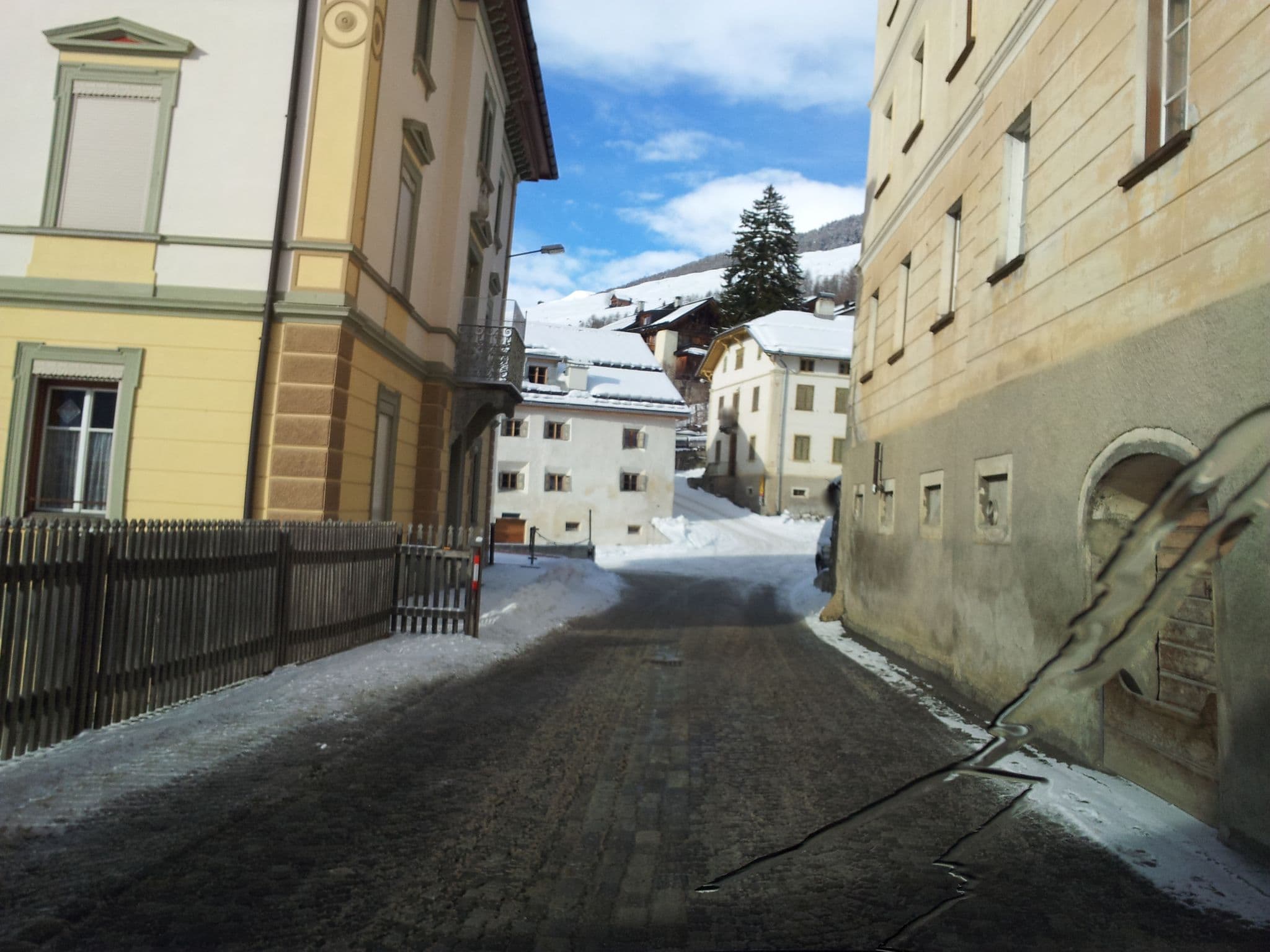 Street view near Chasa D'Uina, Scuol