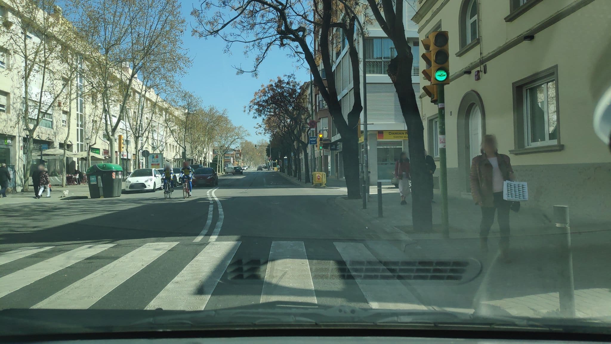 Street view near Urban Sabadell, Sabadell — © albertandaluz (CC BY-SA · Mapillary)