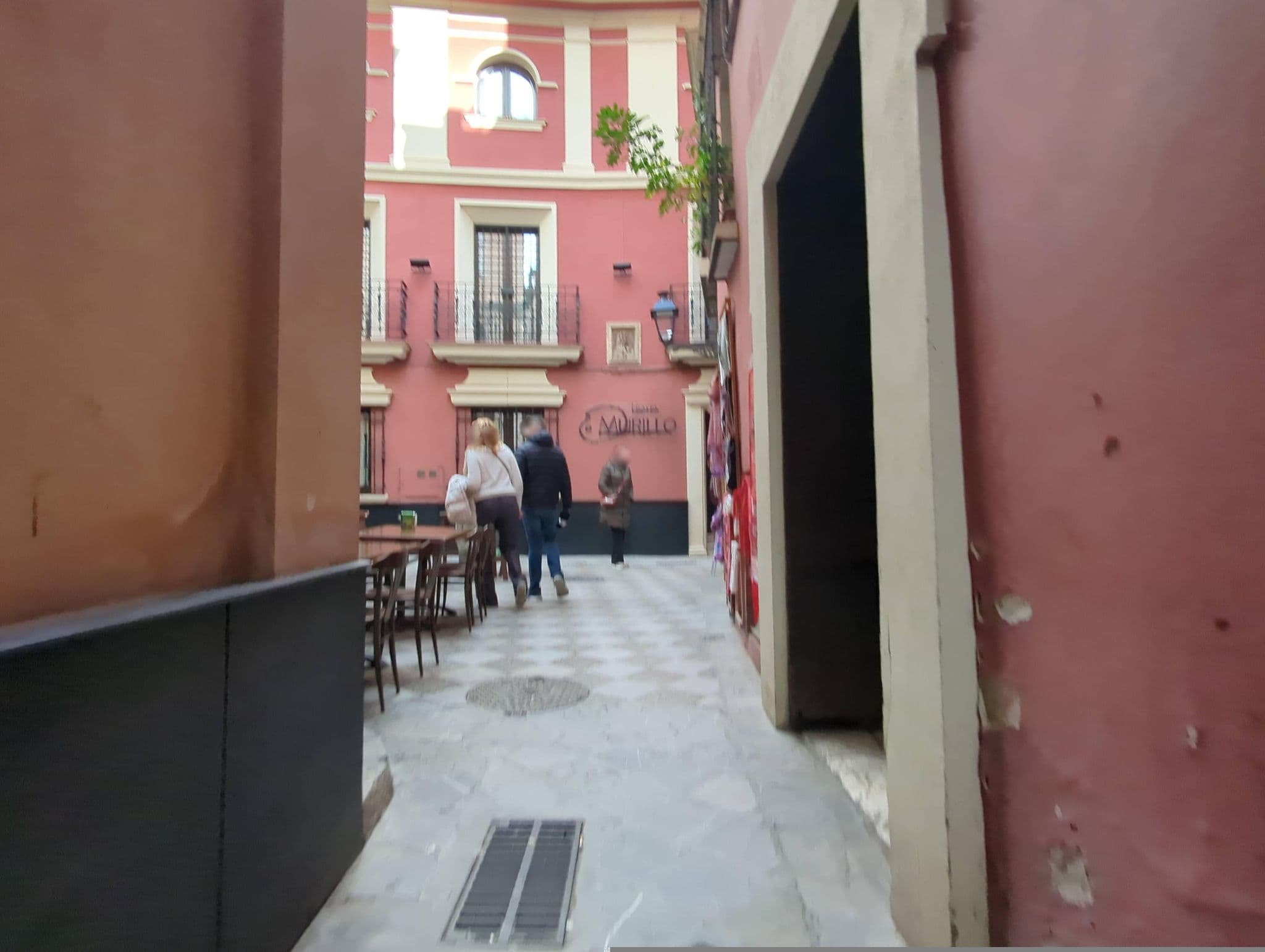 Street view near Hotel Murillo Reinoso, Sevilla — © miguel_andrade (CC BY-SA · Mapillary)
