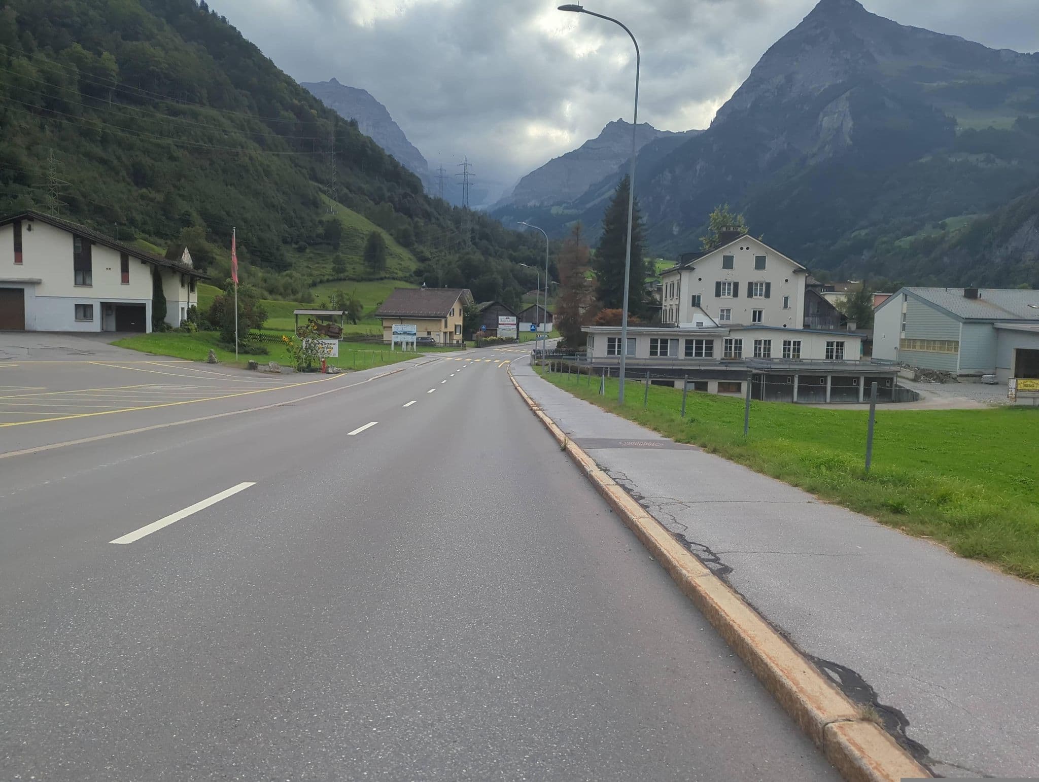 Street view near Adler, Linthal — © attilaolah (CC BY-SA · Mapillary)