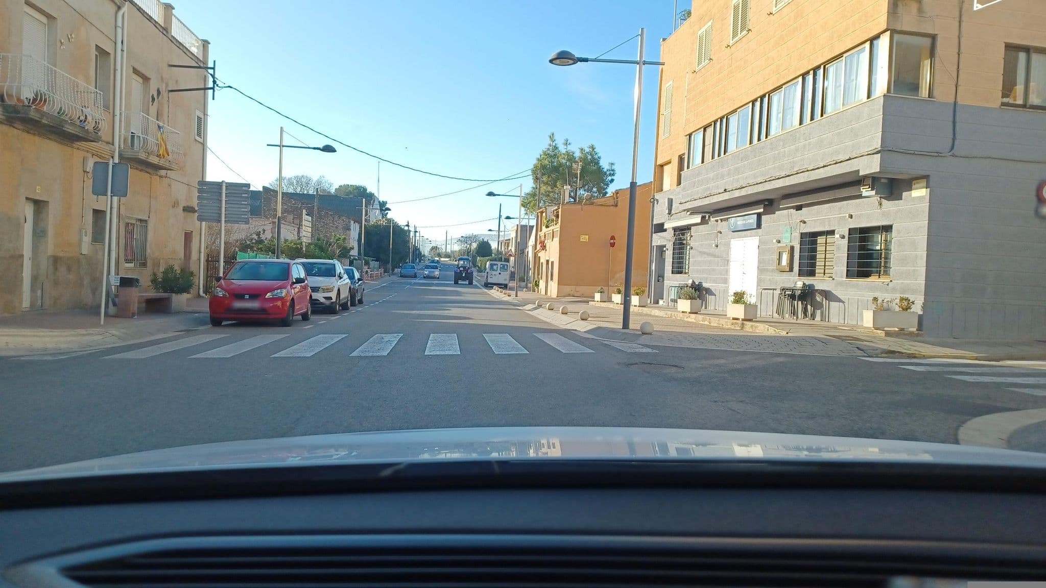 Street view near Hotel Restaurant Venta de la Punta, Santa Bárbara — © normanm (CC BY-SA · Mapillary)
