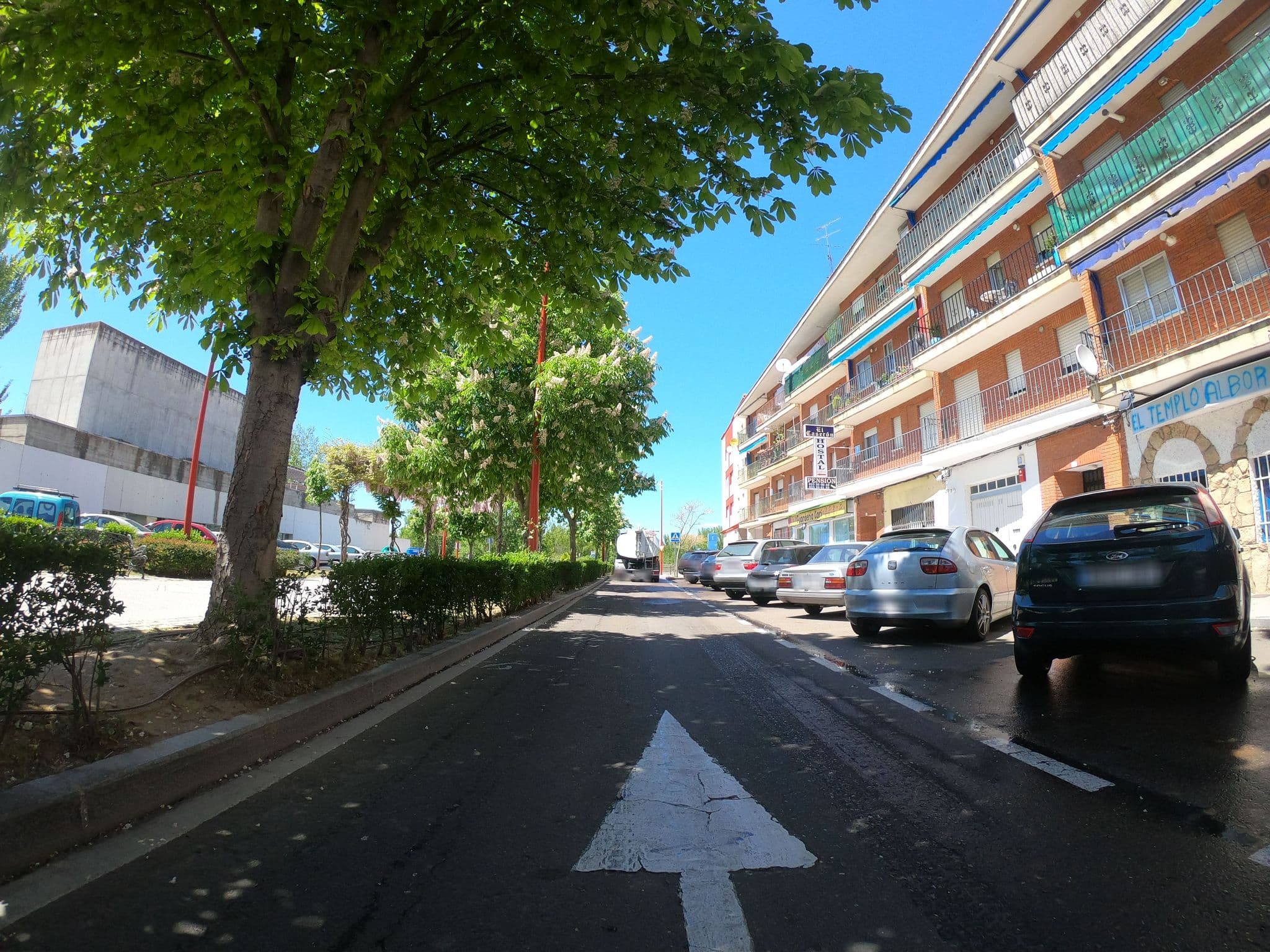 Street view near El Caserón Río, Santa Marta de Tormes — © sanchi (CC BY-SA · Mapillary)