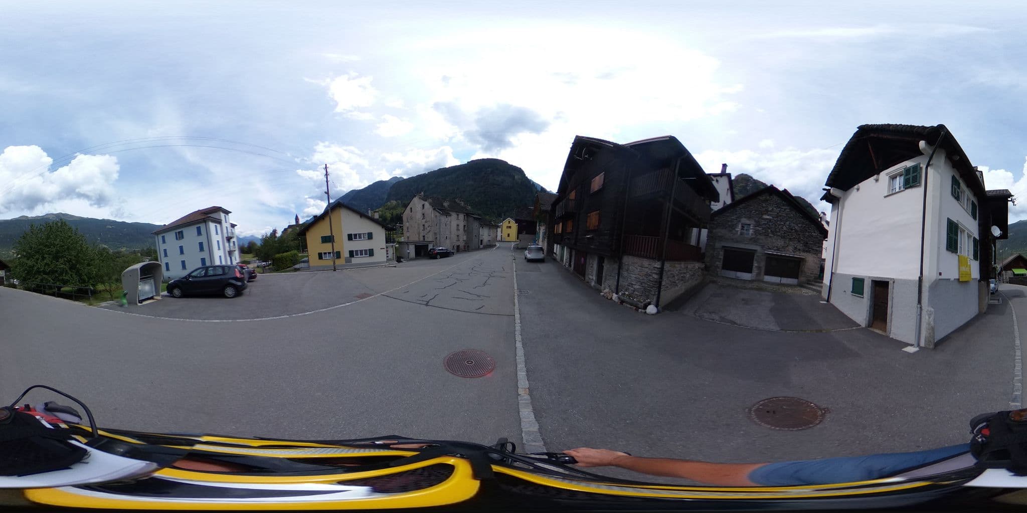 Street view near Nano Chalet, Faido — © kaitu (CC BY-SA · Mapillary)