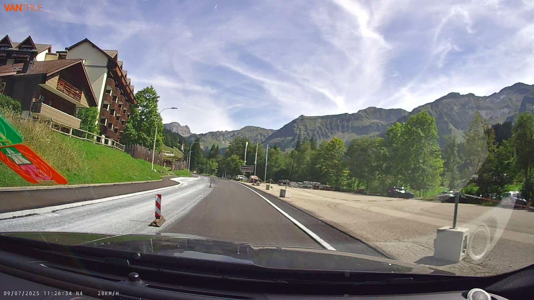Street view near Sörenberg Platz, Brienz — © fcignat (CC BY-SA · Mapillary)