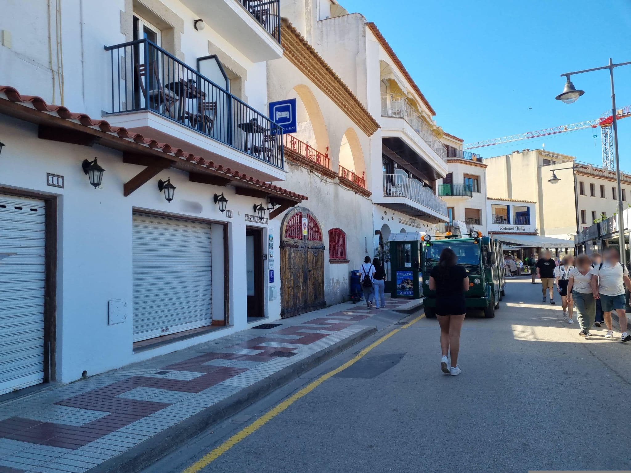 Street view near Hostal del Mar, Tossa de Mar — © Franciscovalera (CC BY-SA · Mapillary)