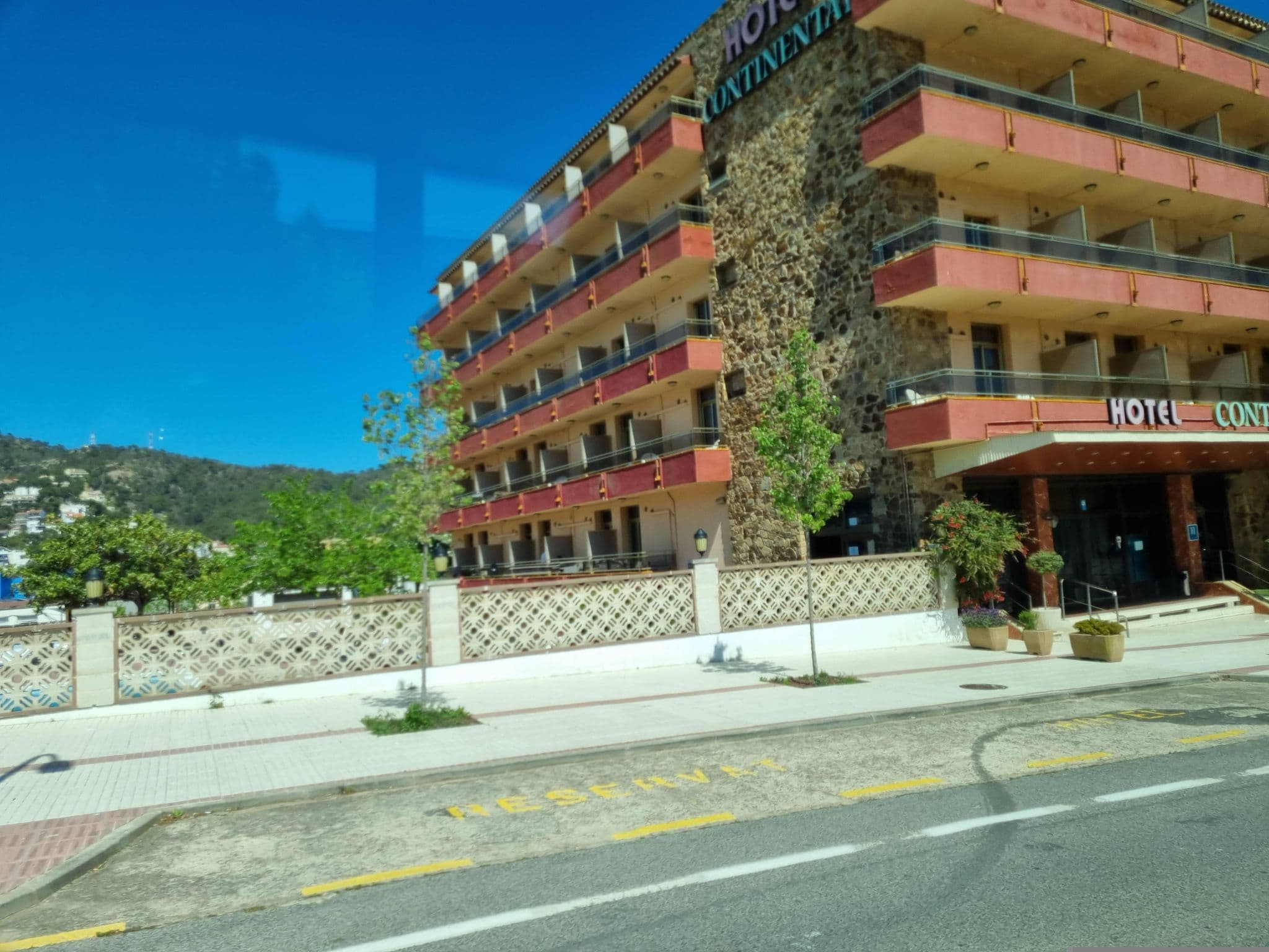 Street view near BLUESEA Continental, Tossa de Mar — © Franciscovalera (CC BY-SA · Mapillary)