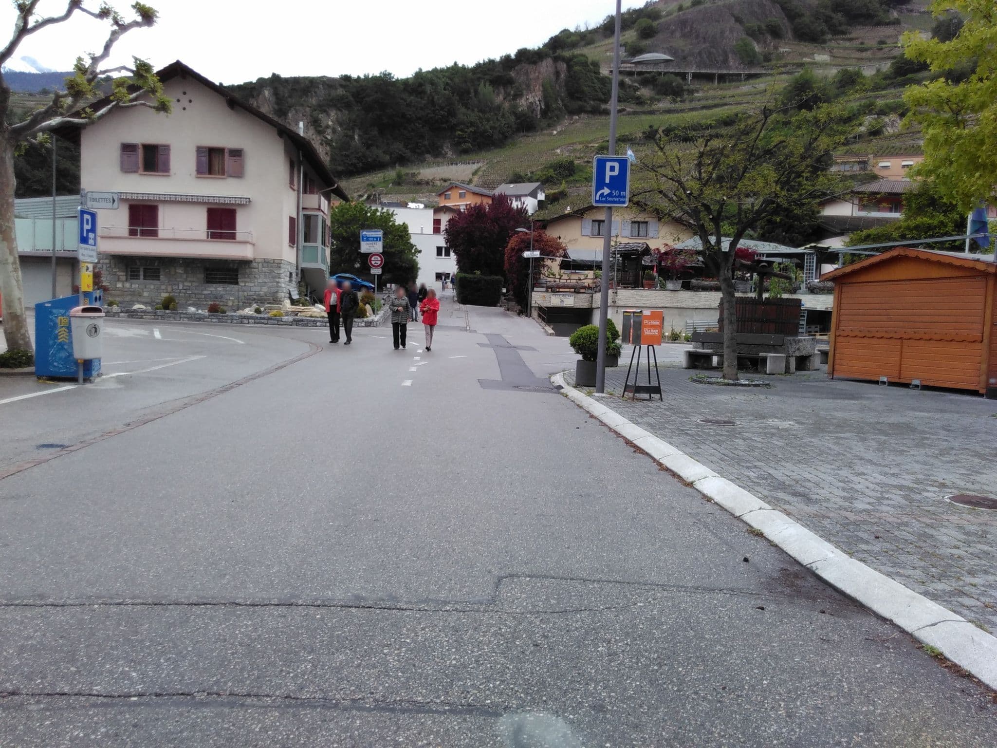 Street view near Stellplatz Lac Souterrain, Saint-Léonard — © lto (CC BY-SA · Mapillary)