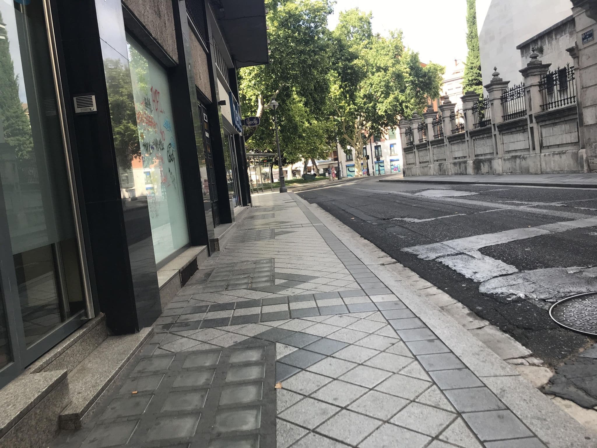 Street view near Dorma El Coloquio, Valladolid — © miguel_andrade (CC BY-SA · Mapillary)