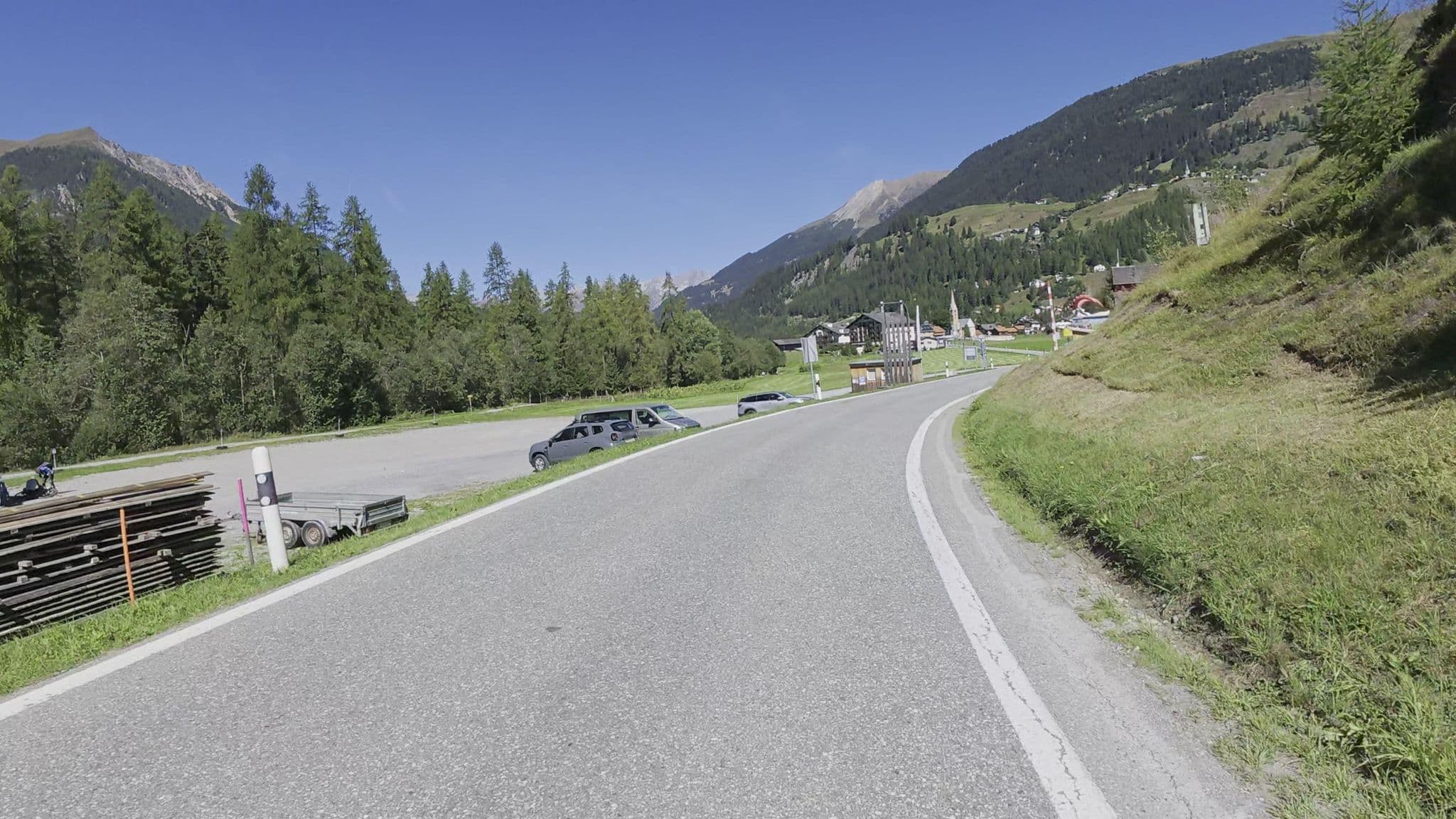 Street view near Stellplatz Bergün, Samedan — © Guzzi_Franze (CC BY-SA · Mapillary)