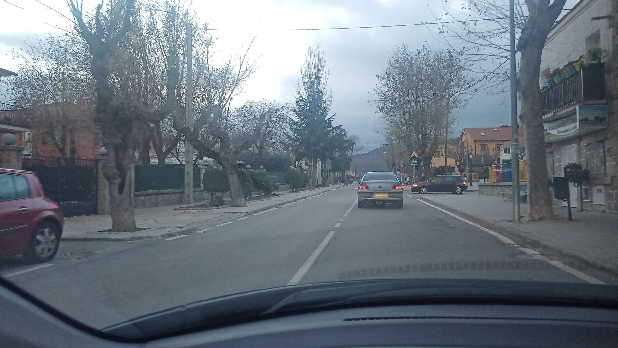 Street view near Hotel Duque, Zarzalejo — © petacreepers23 (CC BY-SA · Mapillary)