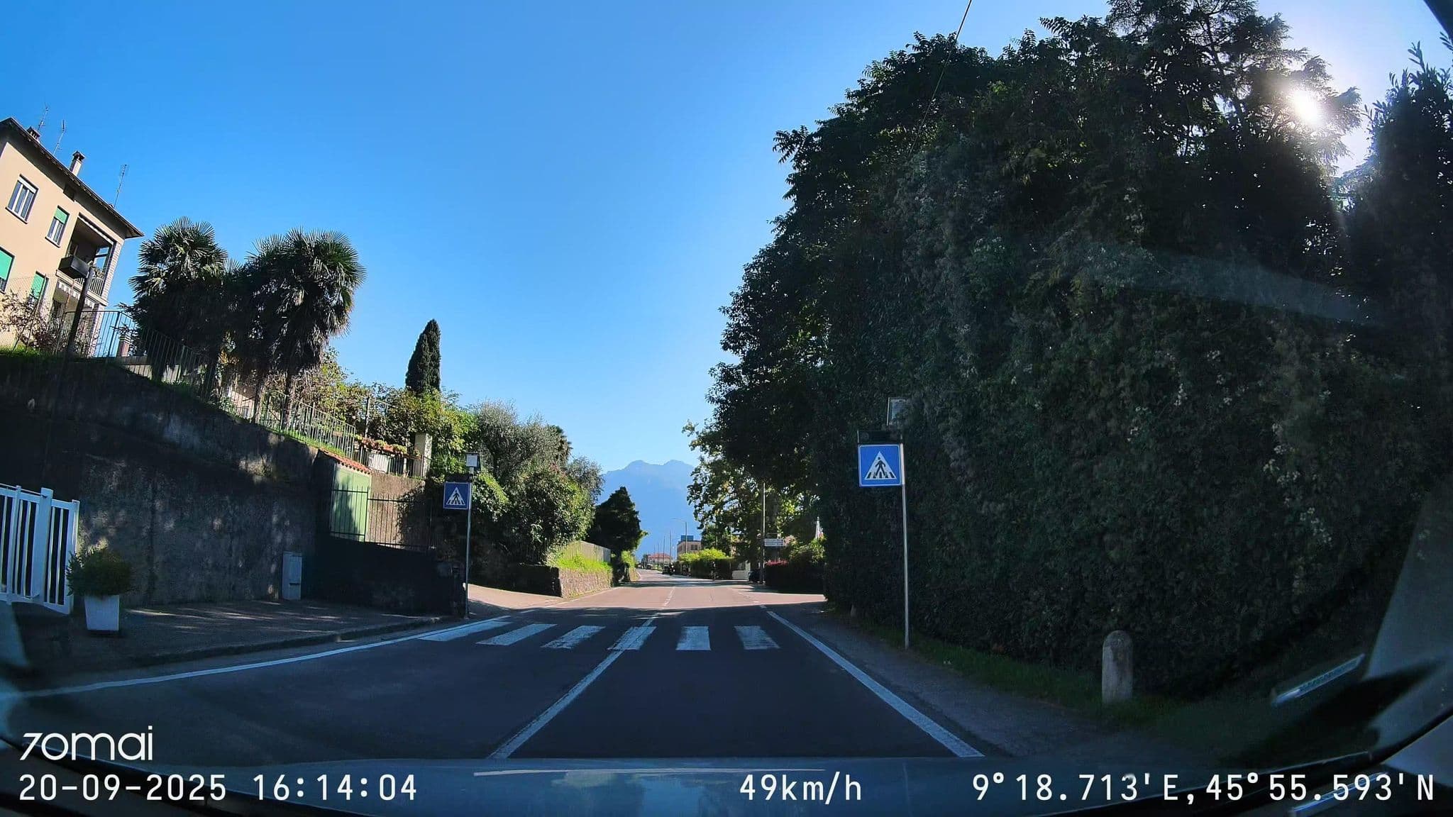 Street view near Villa Lario Resort Mandello, Mandello del Lario — © doriel (CC BY-SA · Mapillary)