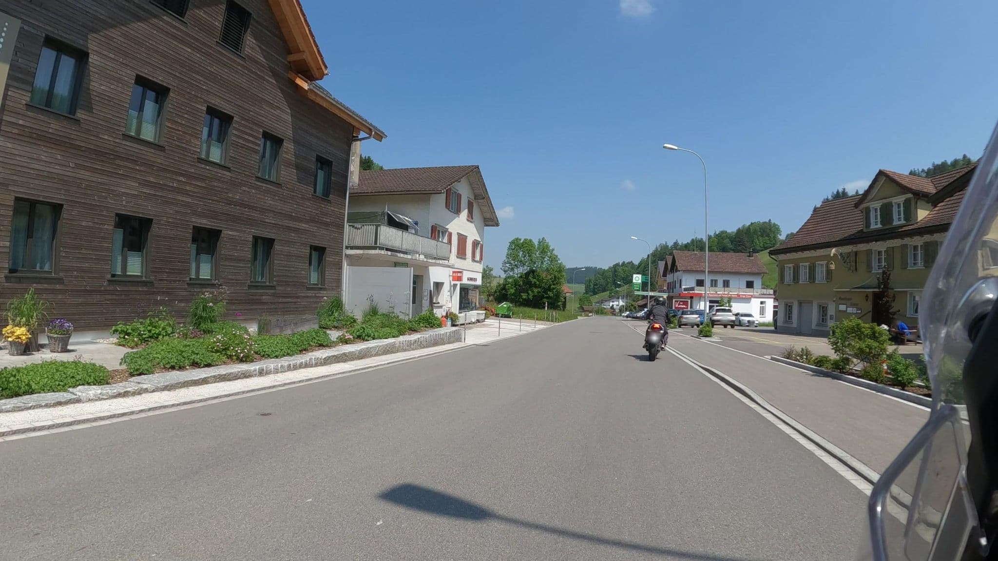 Street view near Krone Mosnang, Mosnang — © crami (CC BY-SA · Mapillary)